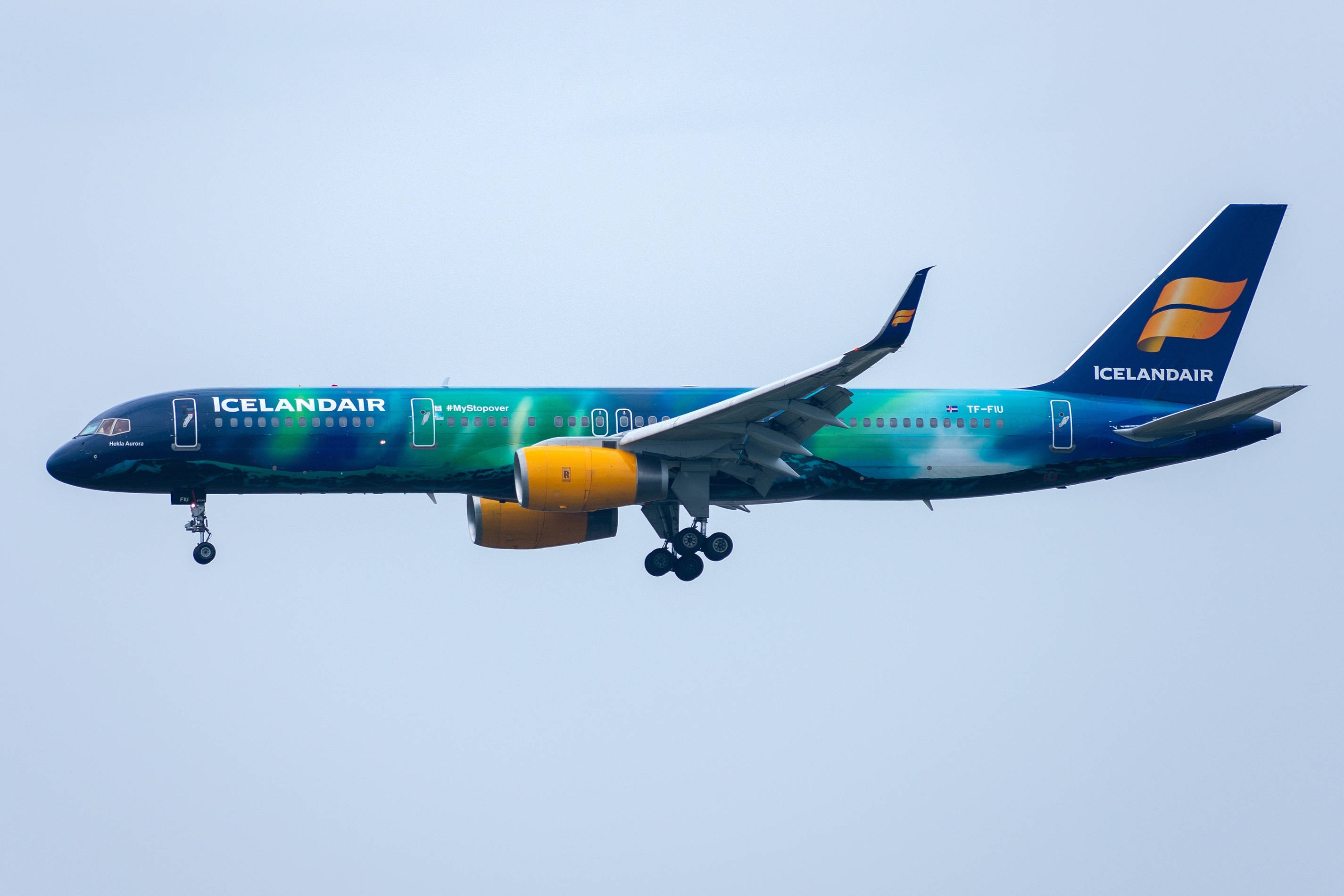 Icelandair, Ocean Blue, vibrant green blue, 2K Desktop Wallpaper