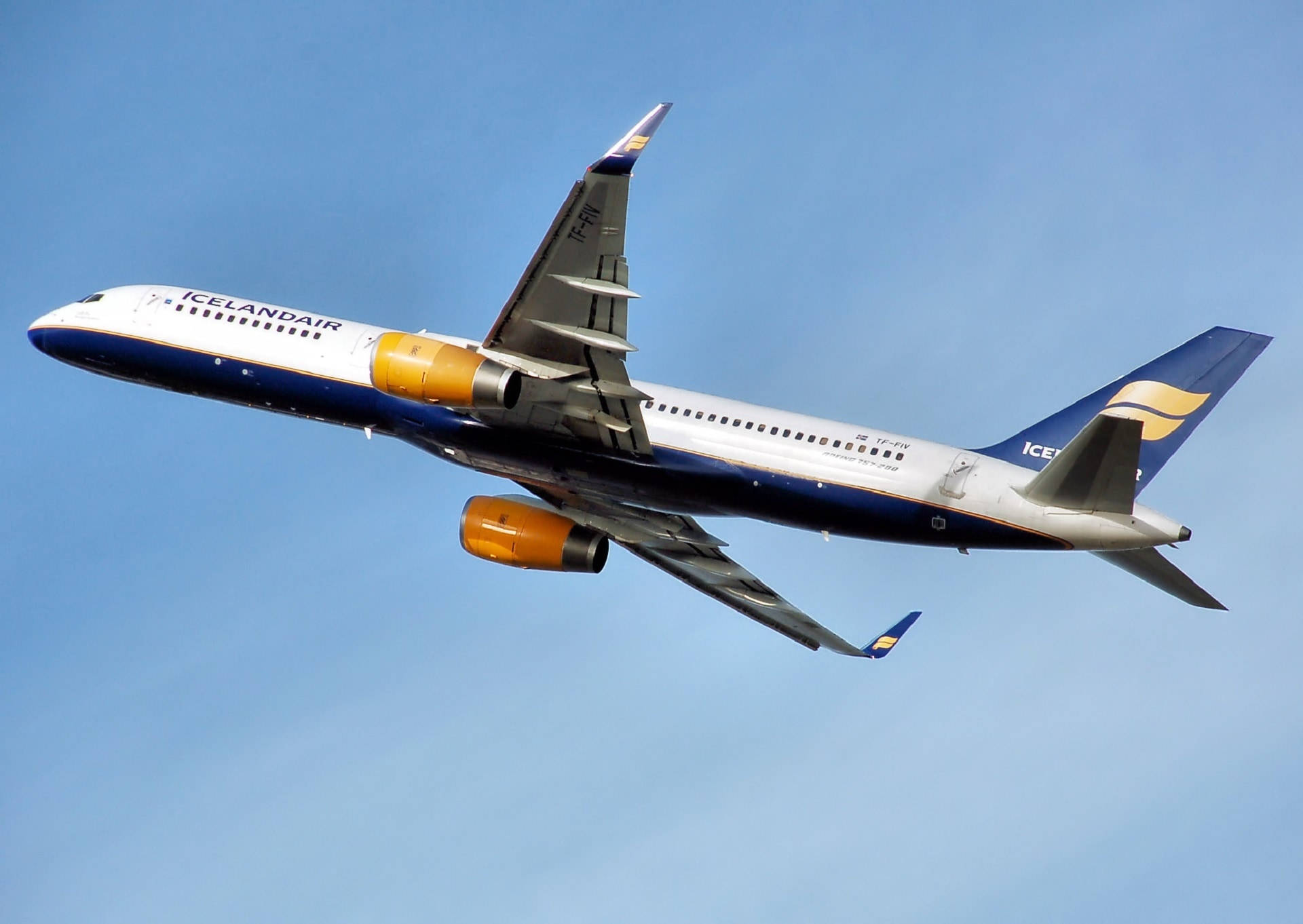 Icelandair, passenger jet, orange engines, Full HD Desktop Wallpaper