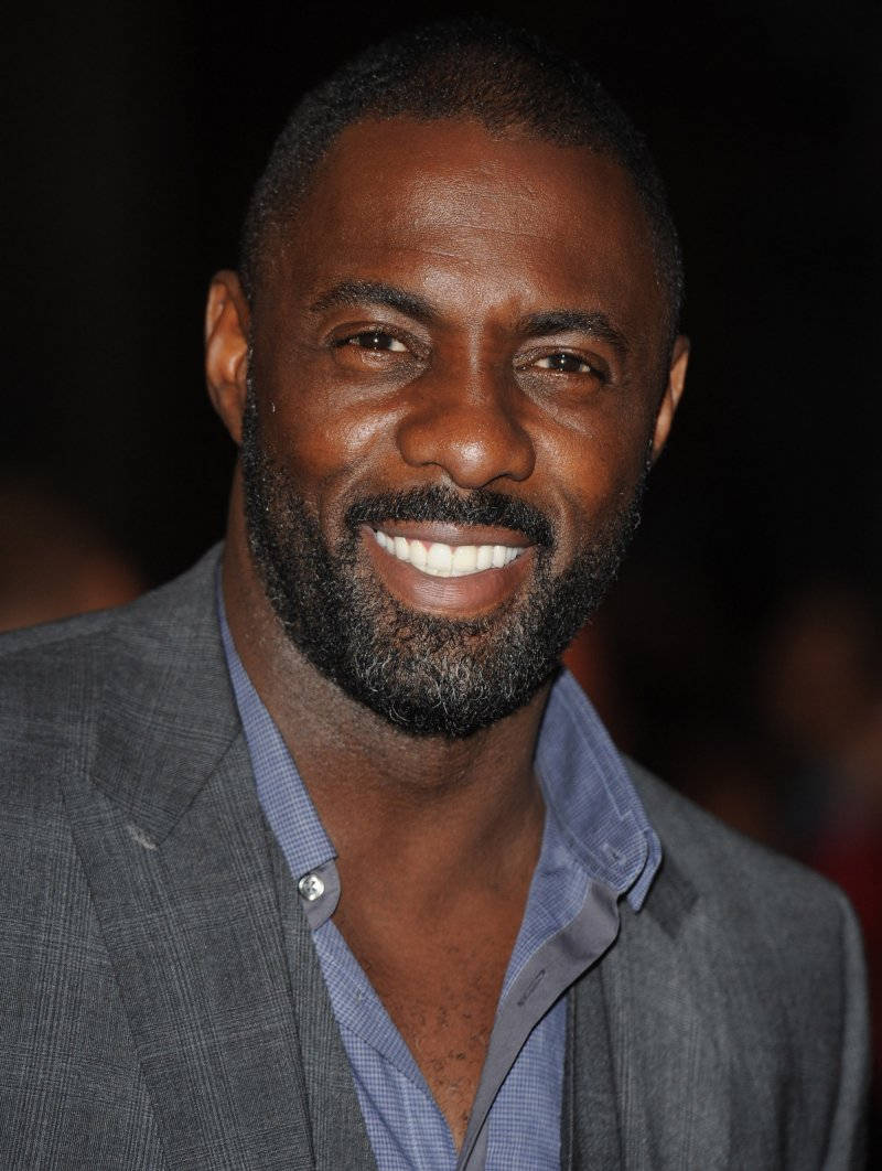 Idris Elba, gray suit, blue shirt, SD Phone Wallpaper
