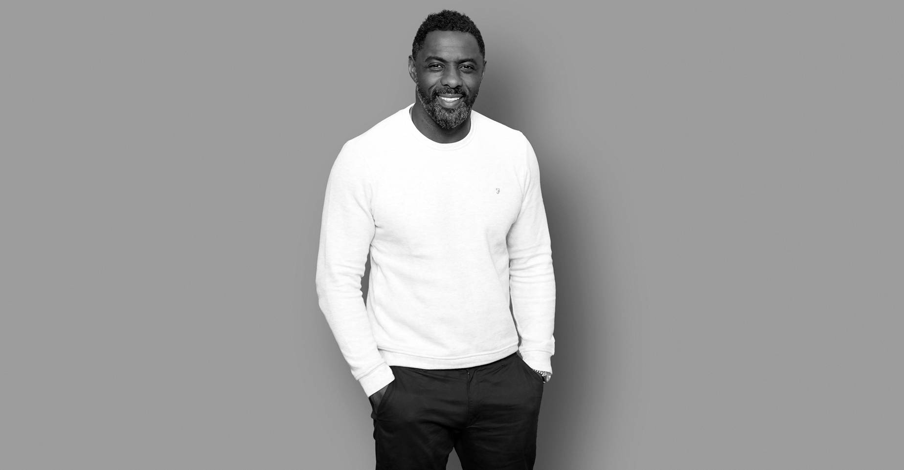 Idris Elba, white sweater, plain gray background, HD Desktop Wallpaper