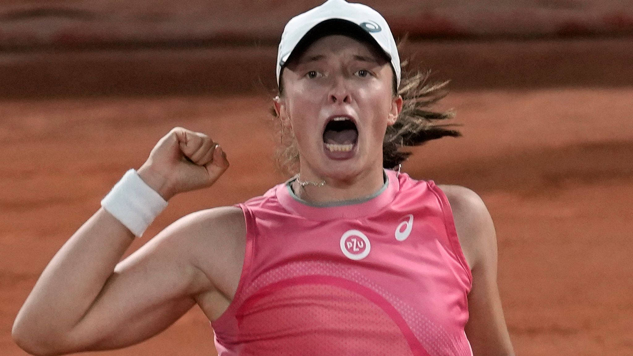 Iga Swiatek, pink outfit, clay court, Full HD Desktop Wallpaper