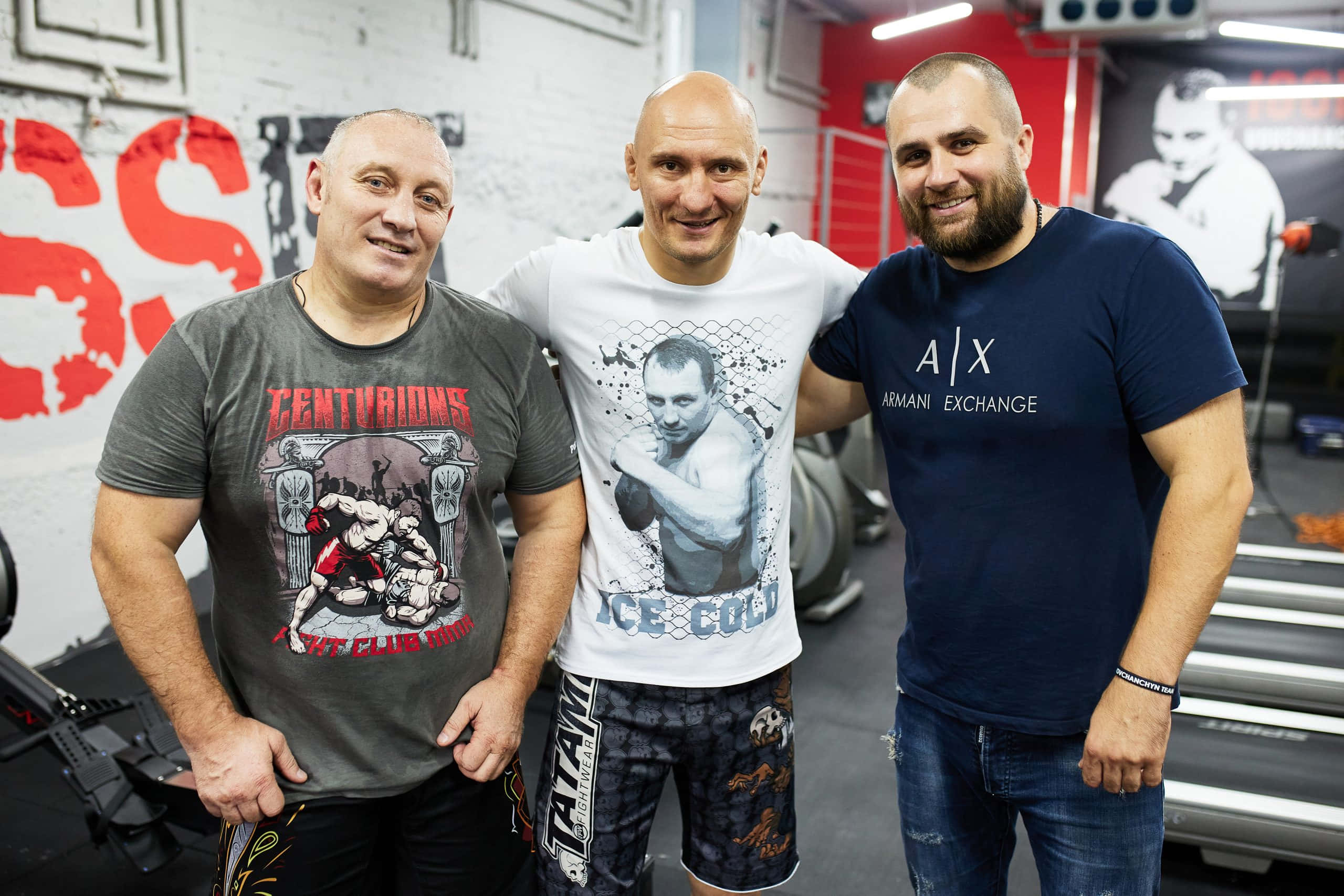 Igor Vovchanchyn, gym wear, graffiti-covered wall, 2K Desktop Wallpaper