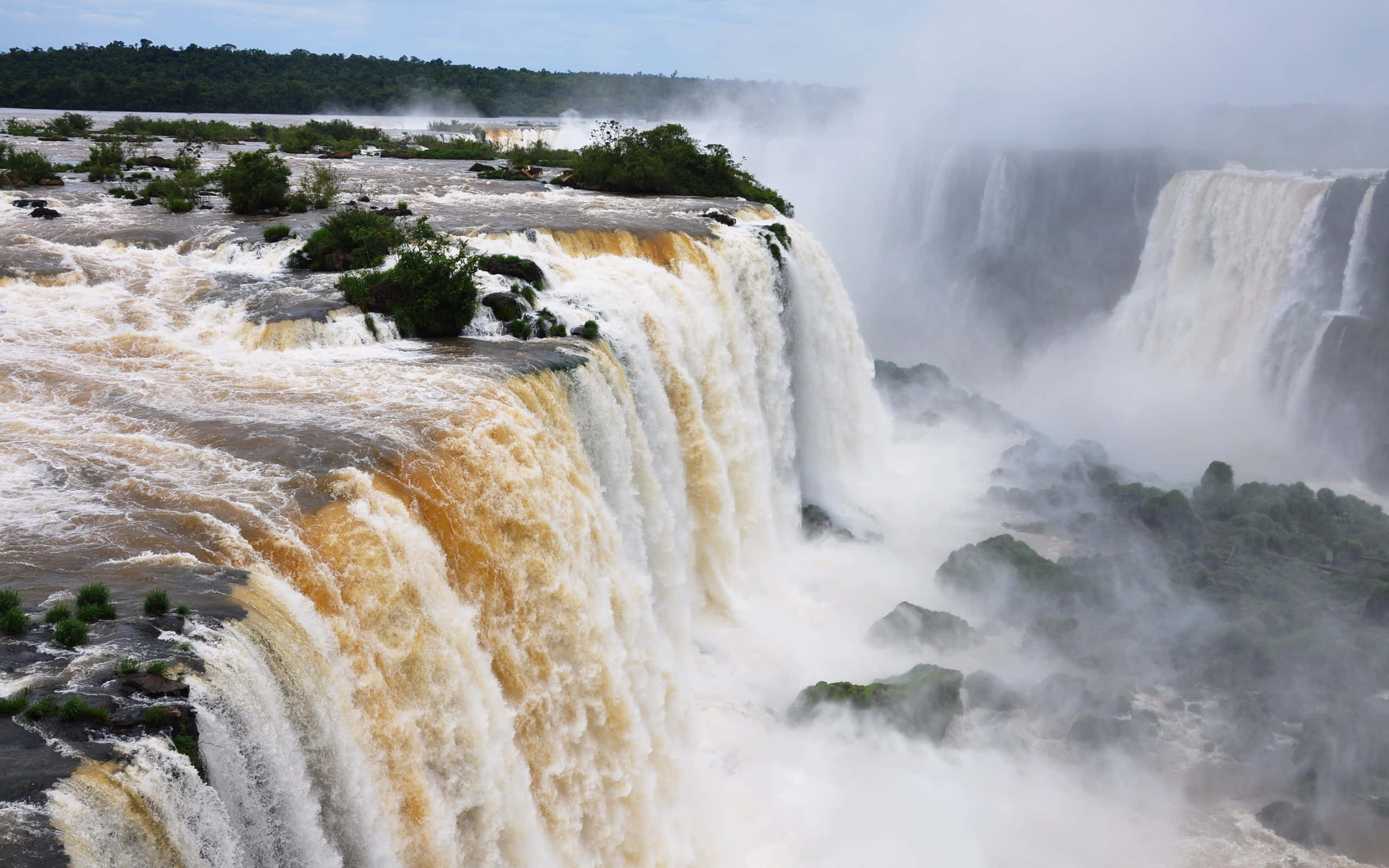 Iguazu Falls, seventh wonder of the world, rocky cliffs, 2K Desktop Wallpaper