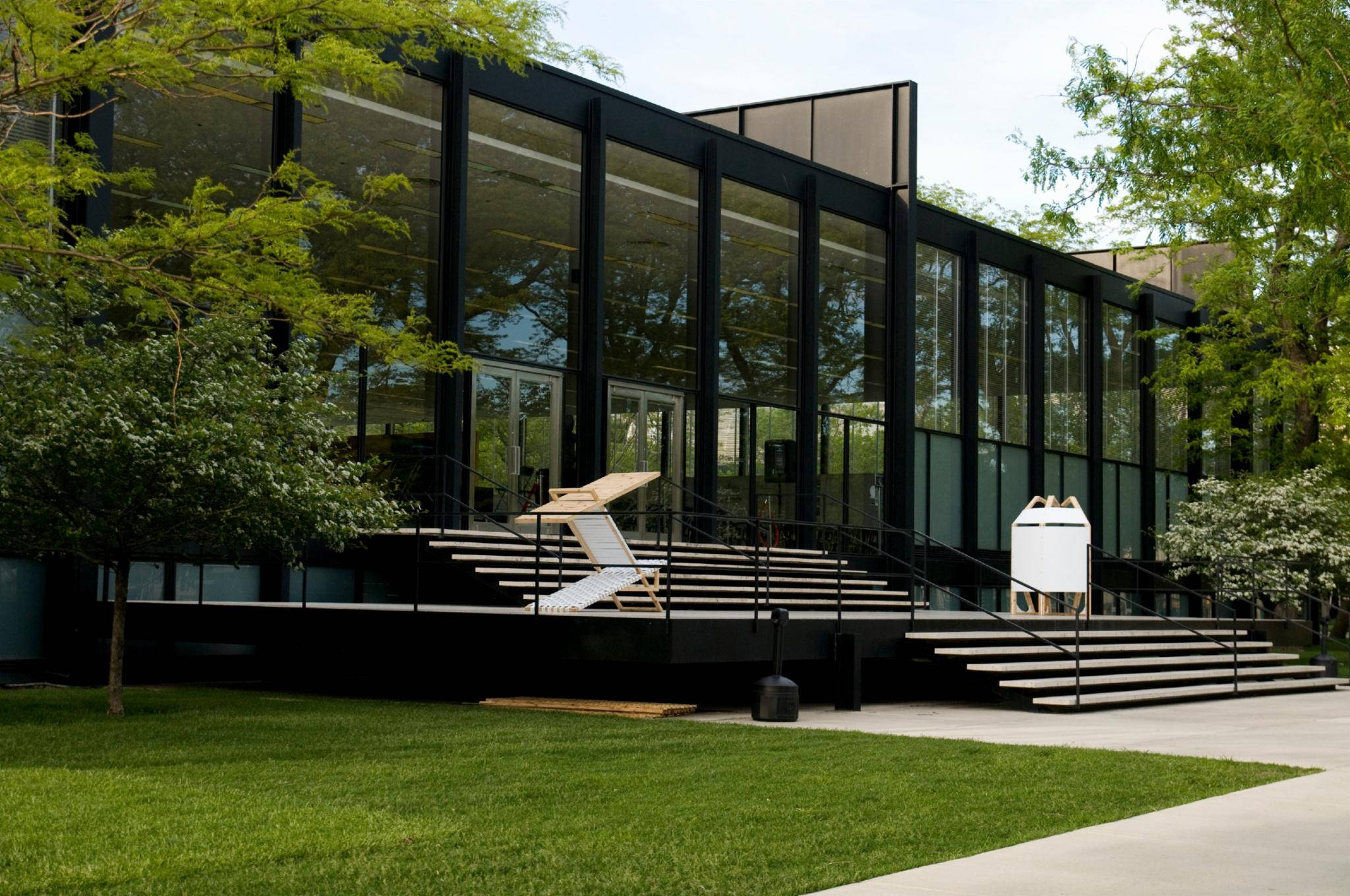 Illinois Institute Of Technology, glass architecture, black frames, Full HD Desktop Wallpaper