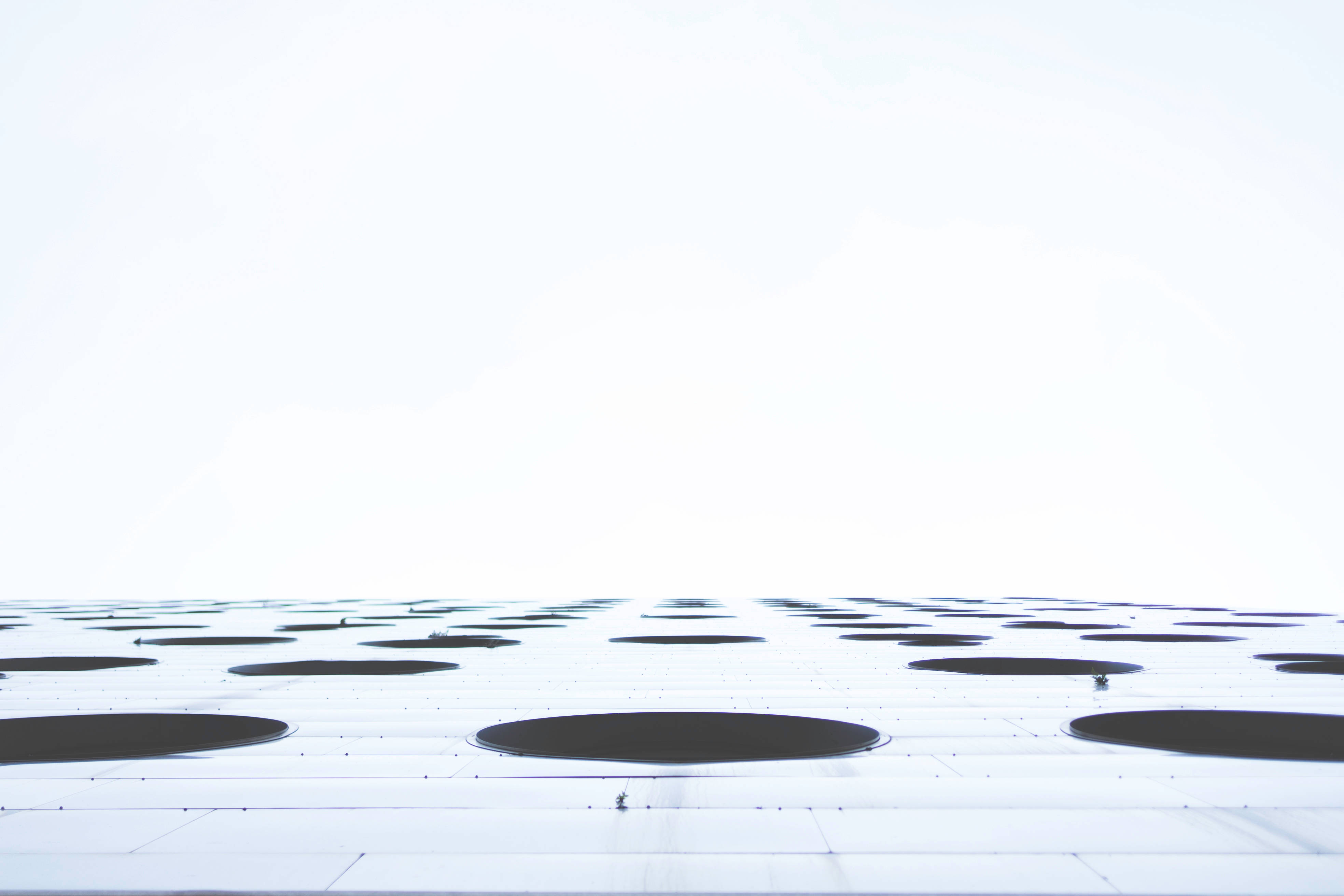 Illusion, black holes, minimalist white floor, 4K Desktop Wallpaper