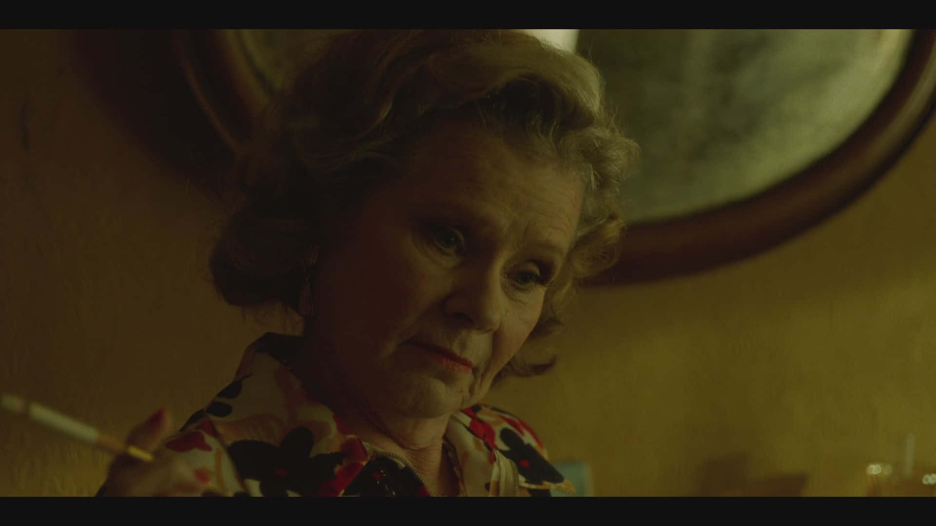 Imelda Staunton, curly hair, cigarette, Full HD Desktop Wallpaper