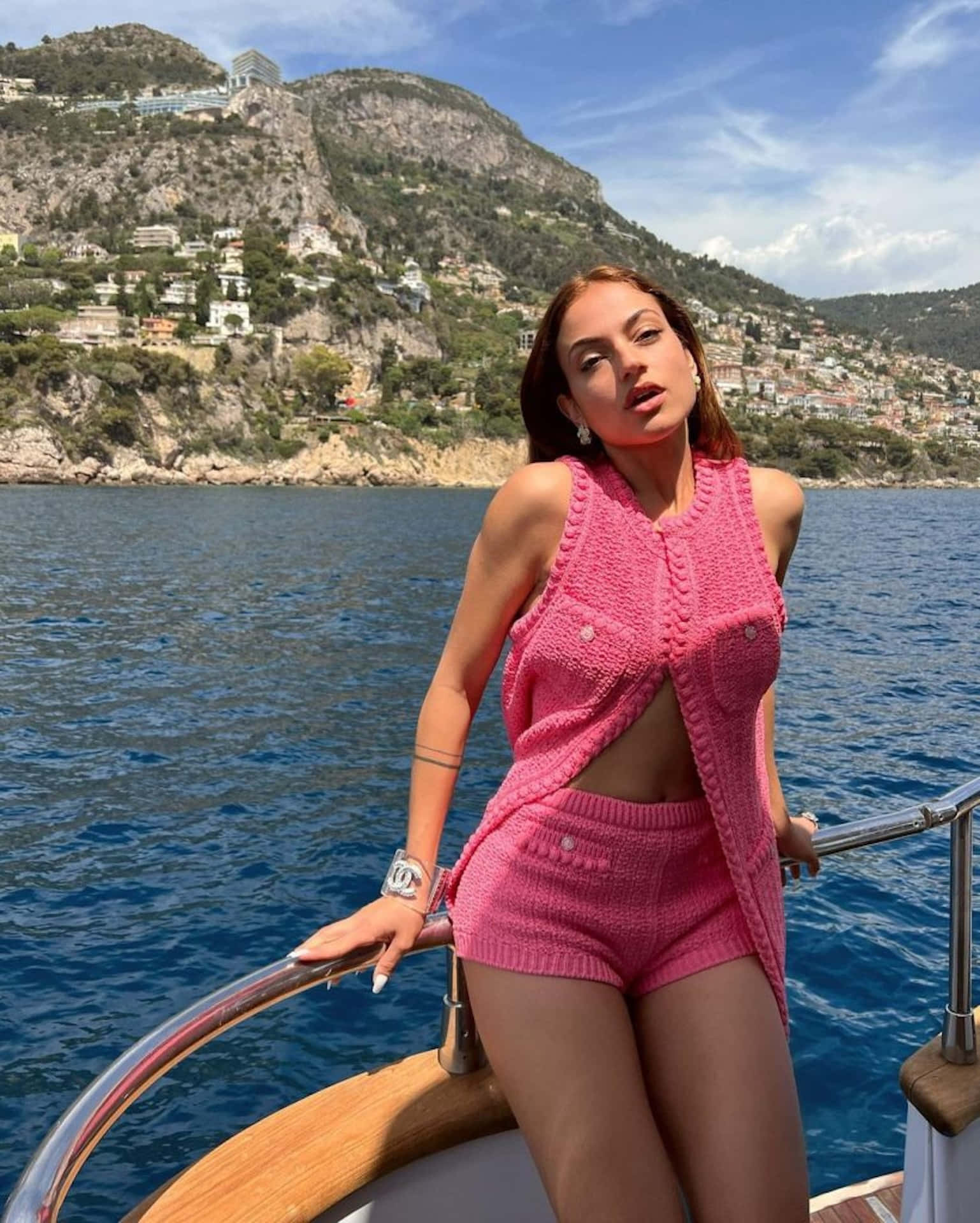 Inanna Sarkis, yacht, pink knit outfit, Full HD Phone Wallpaper