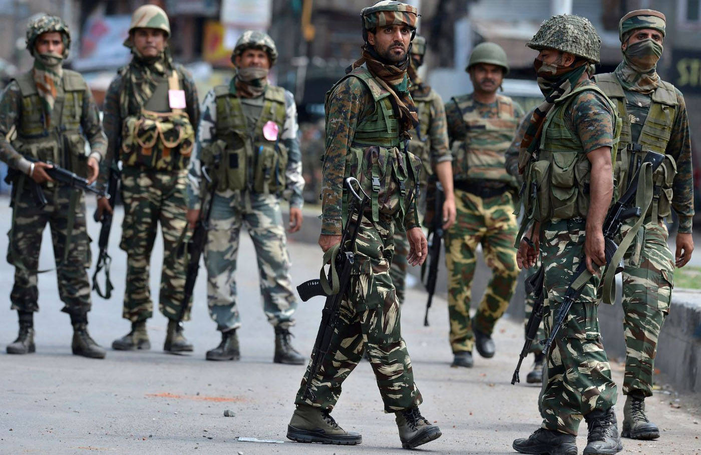 Indian Army, camouflage gear, march in formation, HD Desktop Wallpaper