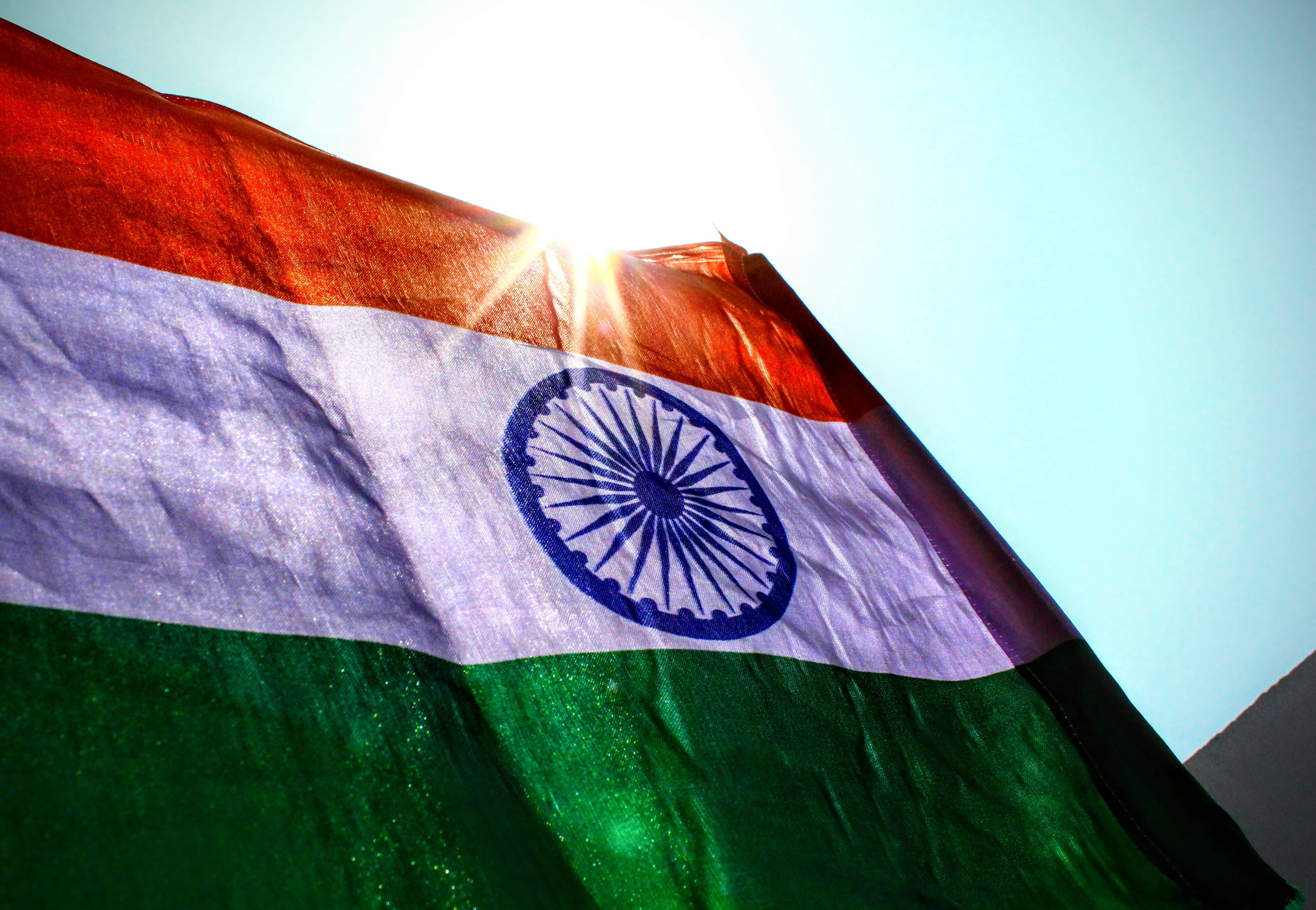 Indian Flag, sunburst lighting, bright sky, 4K Desktop Wallpaper