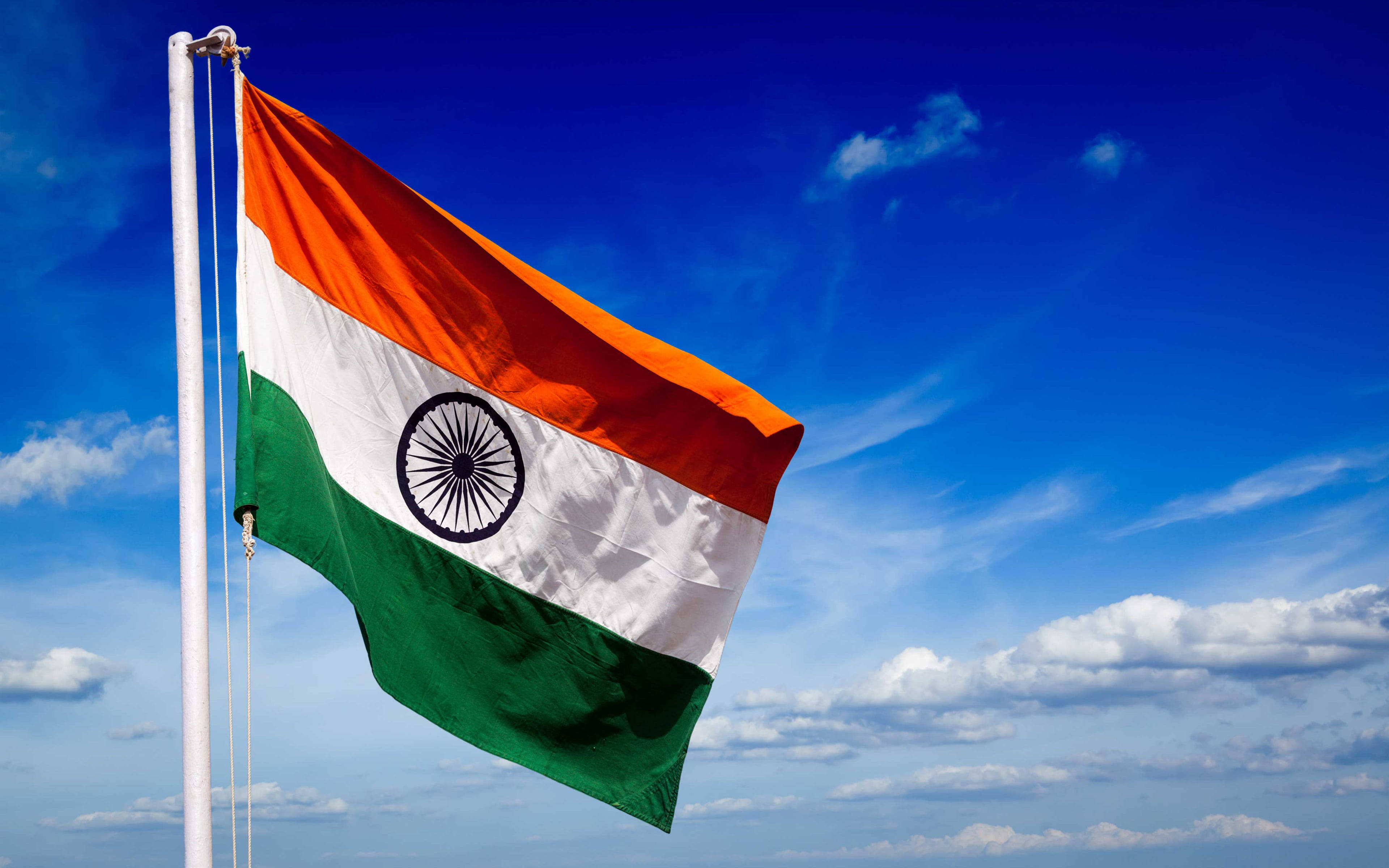 Indian flag, blue sky, white clouds, 4K Desktop Wallpaper