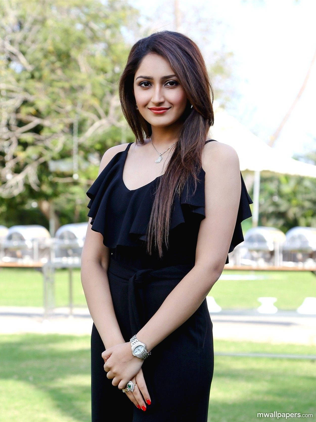 Indian Girl, black ruffled dress, sunny day, HD Phone Wallpaper
