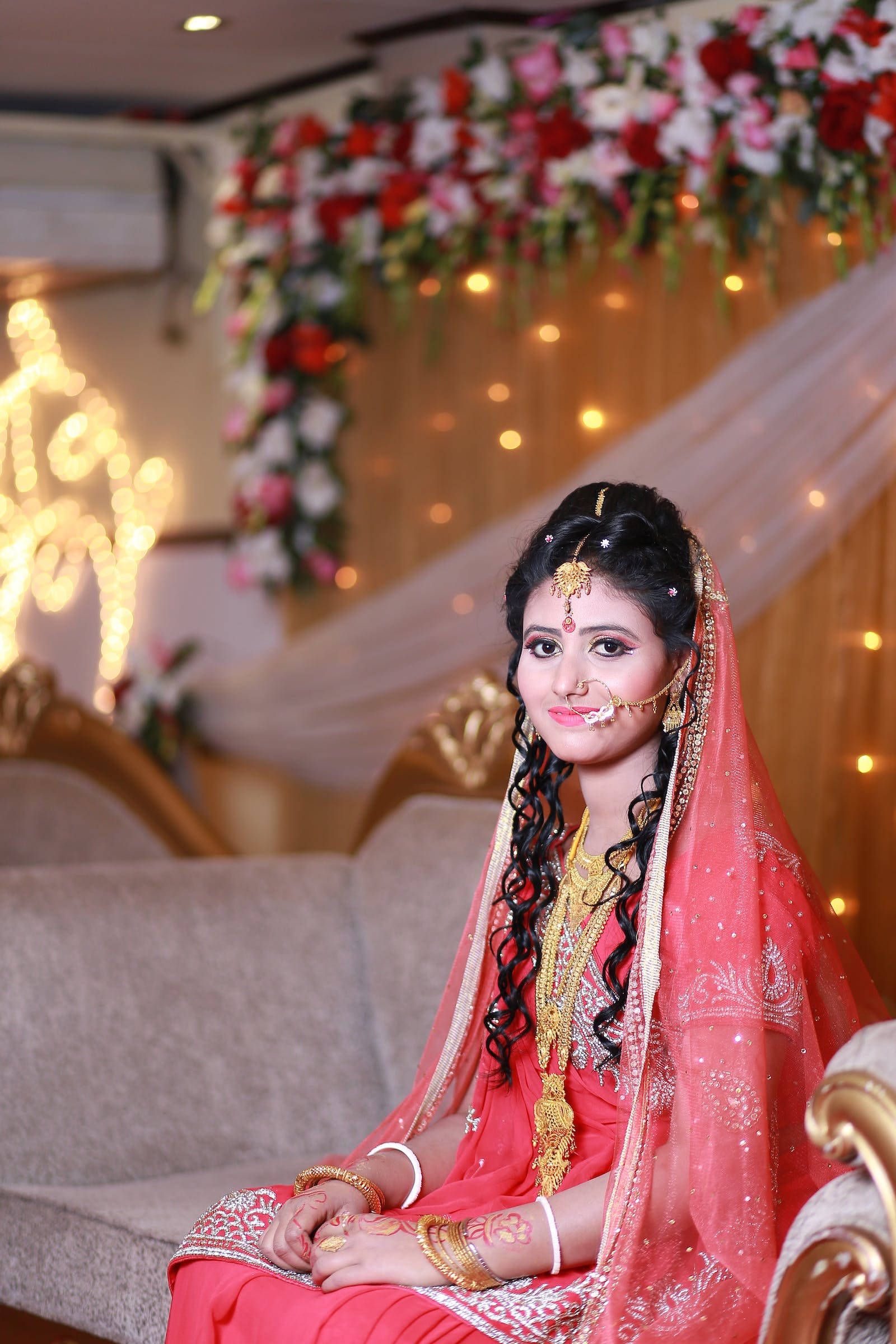 pink lehenga, gold jewelry, floral arches, Full HD Phone Wallpaper