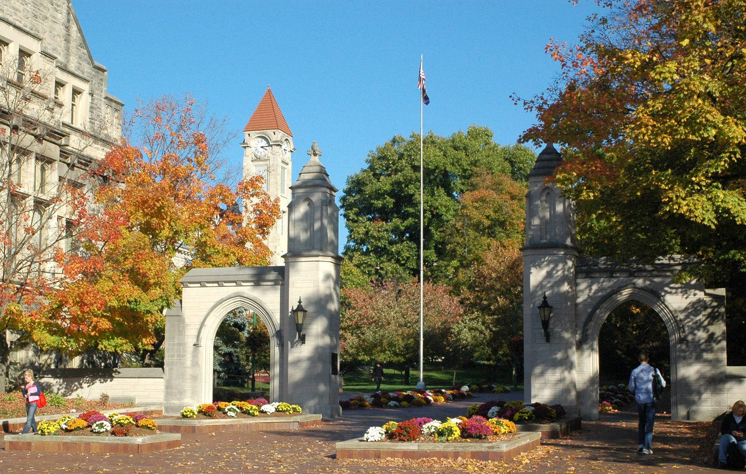 Indiana University Bloomington, gate, flag, HD Desktop Wallpaper