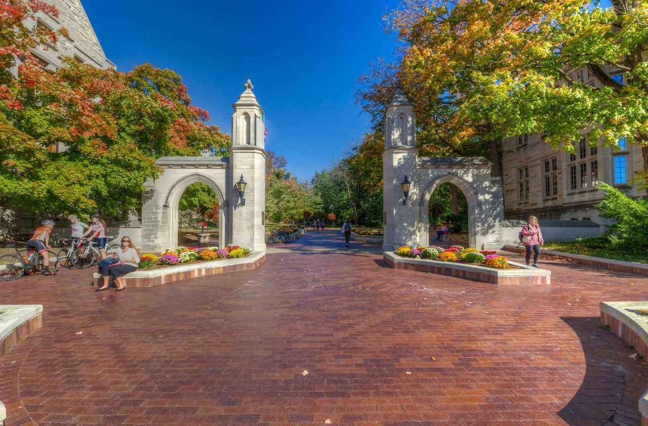 Indiana University Bloomington, brick walkways, stone archways, HD Desktop Wallpaper
