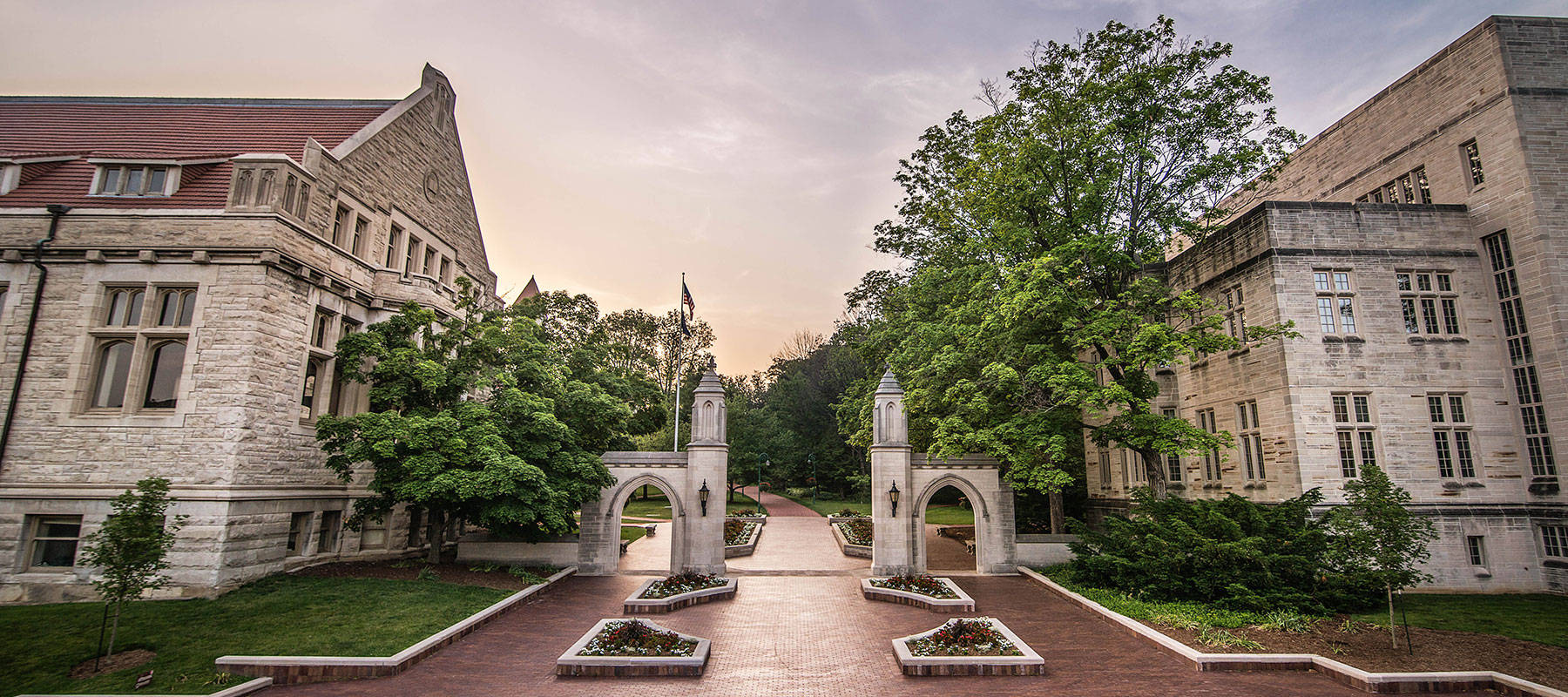 Indiana University Bloomington, empty gates, grand stone archway, HD Desktop Wallpaper