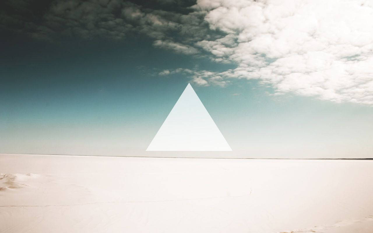 Indie Aesthetic Laptop, triangle, snowy field, HD Desktop Wallpaper
