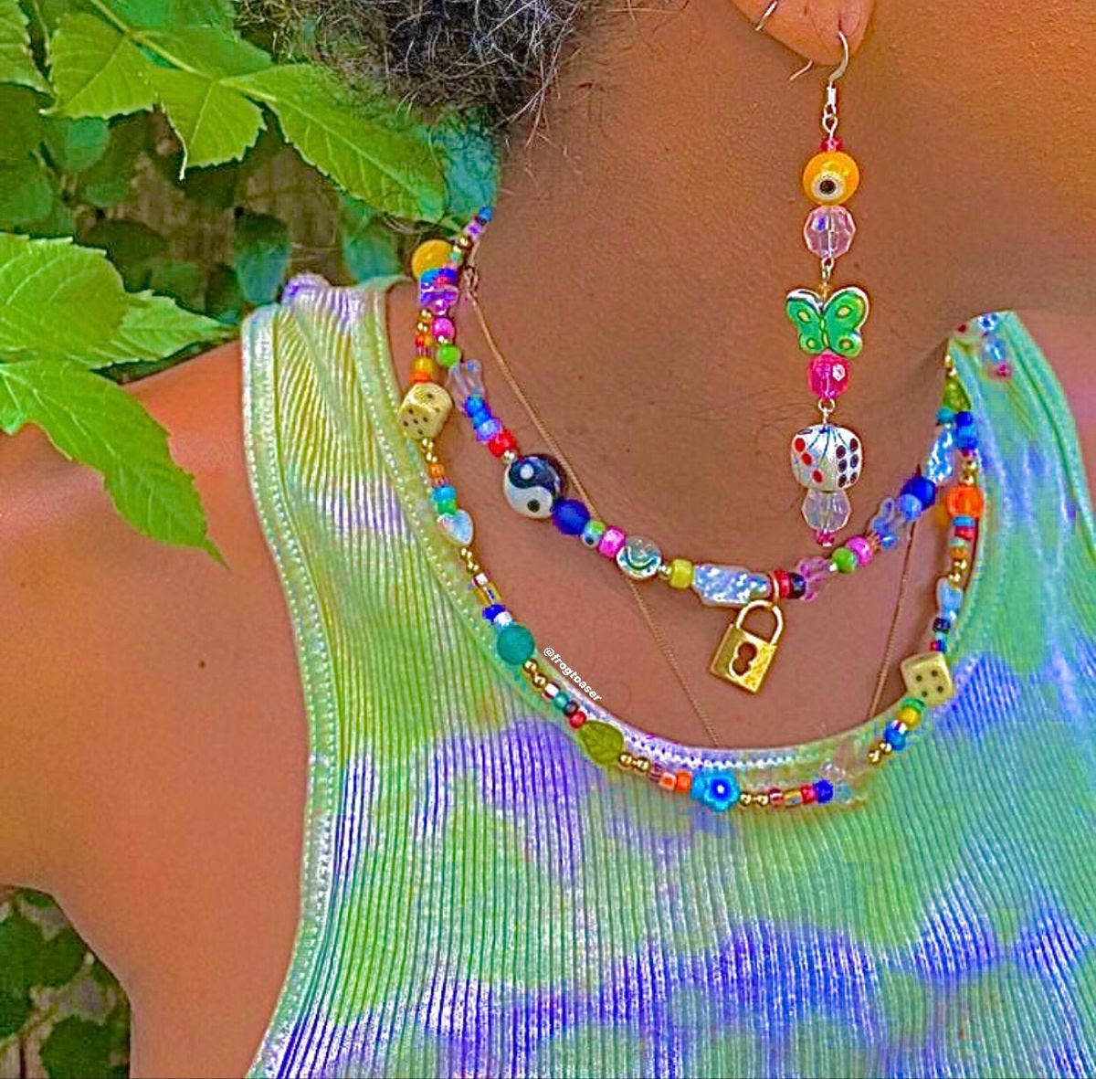 Indie Kid Aesthetic, beaded necklaces, earrings, SD Desktop Wallpaper