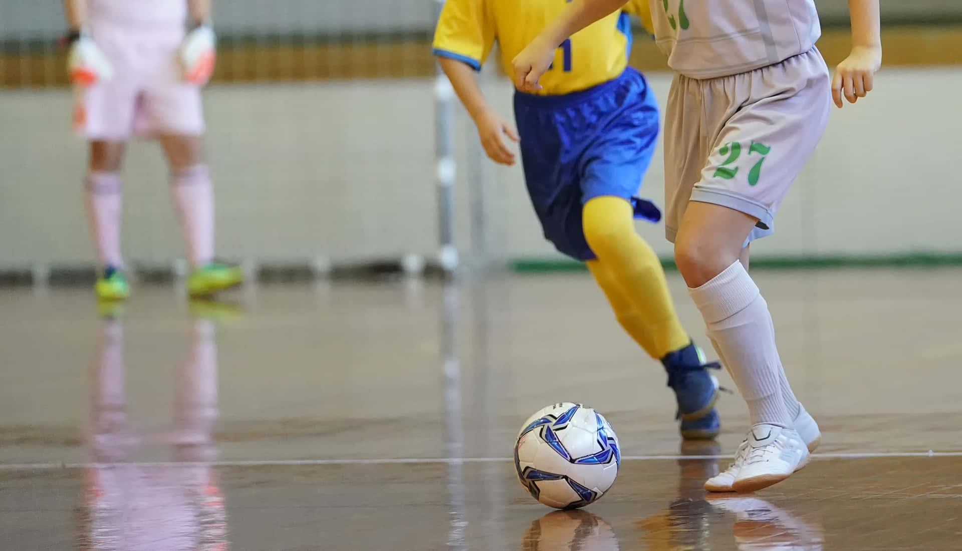 competitive indoor soccer, polished indoor court, goalie, Full HD Desktop Wallpaper