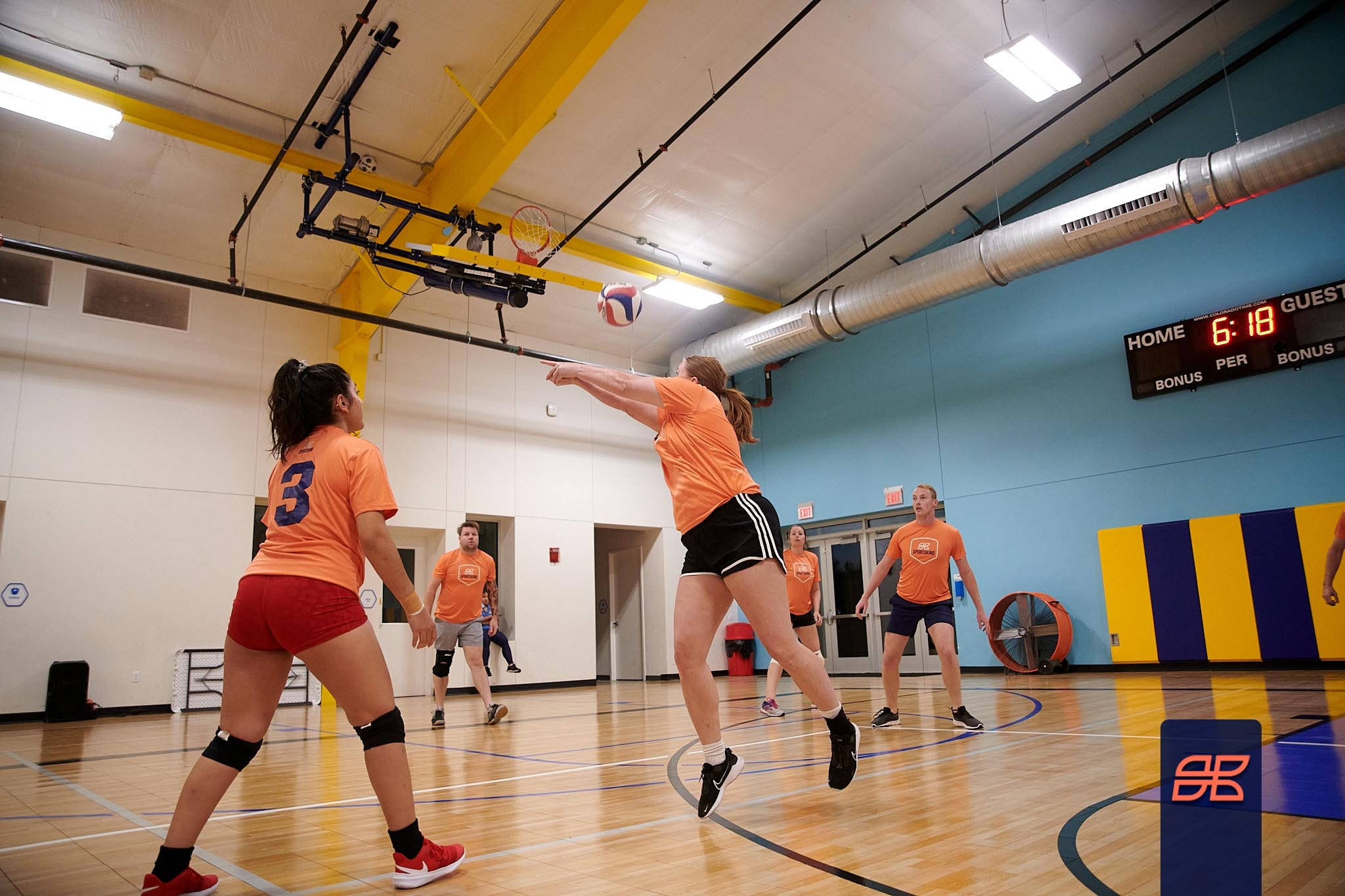 indoor gym, volleyball player, spike the ball, Full HD Desktop Wallpaper