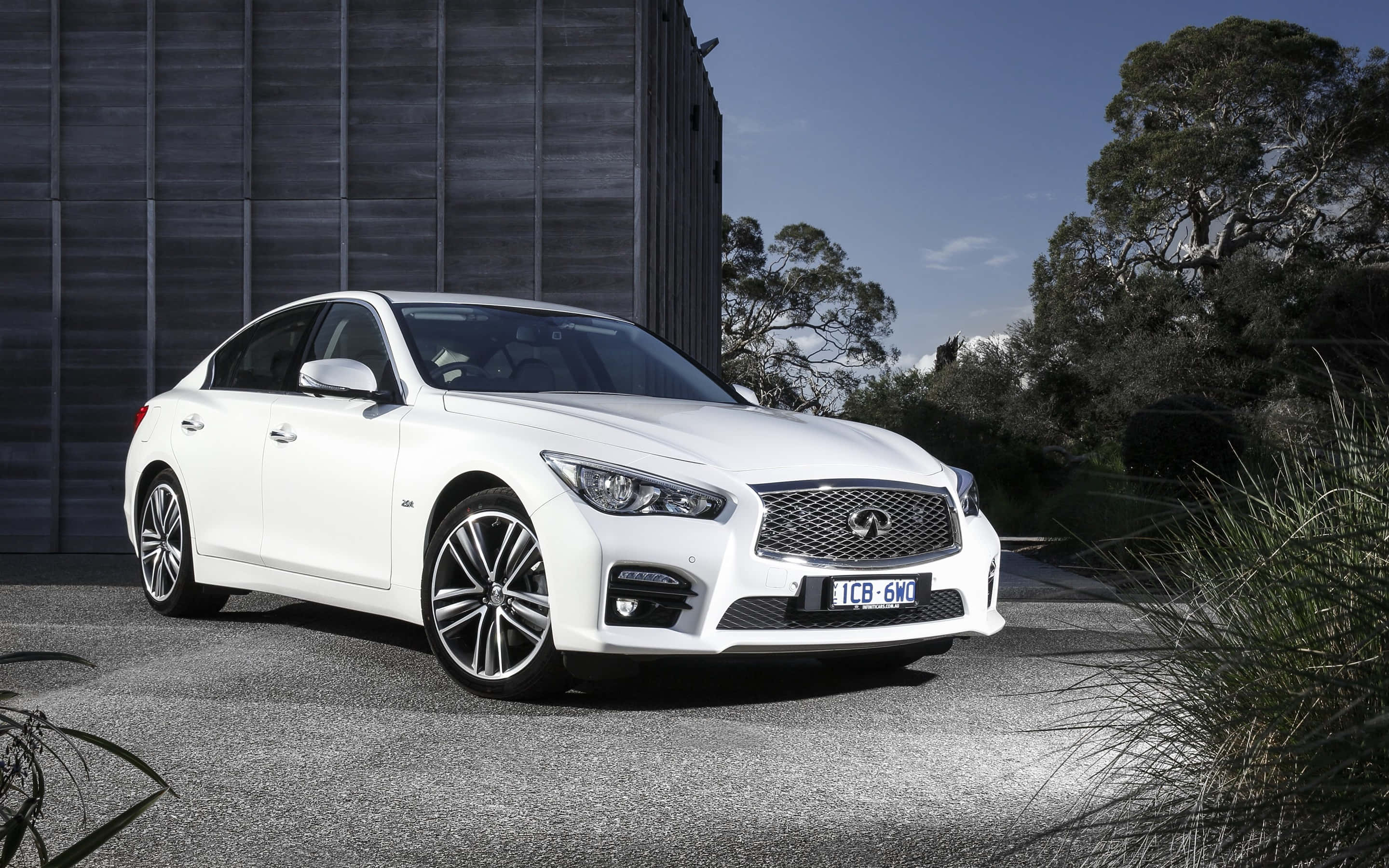 Infiniti Q50, white, sedan, 2K Desktop Wallpaper