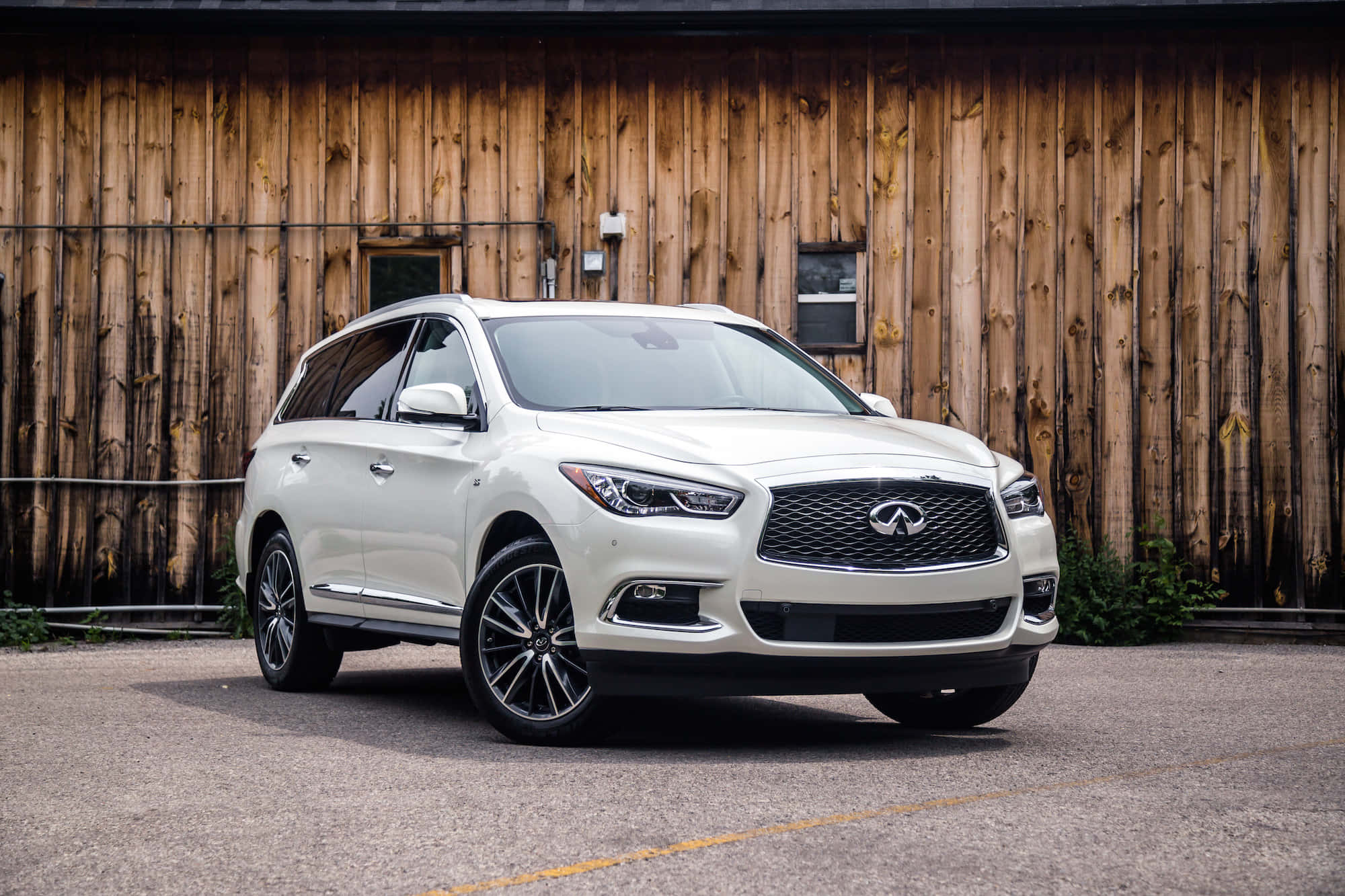 Infiniti QX60, white, rustic wooden barn, Full HD Desktop Wallpaper