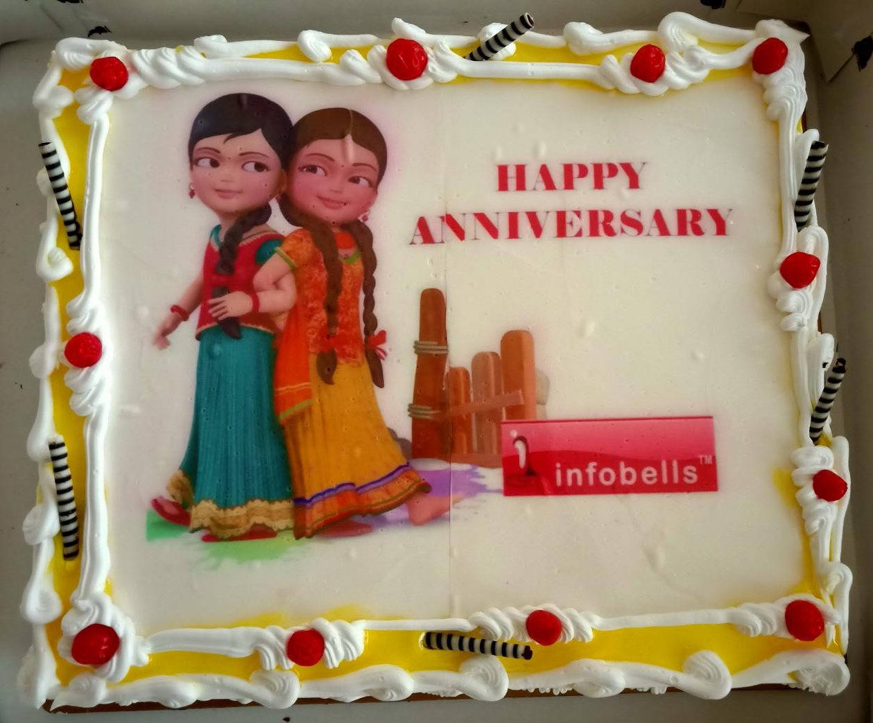 Infobells, anniversary cake, white frosting, SD Desktop Wallpaper