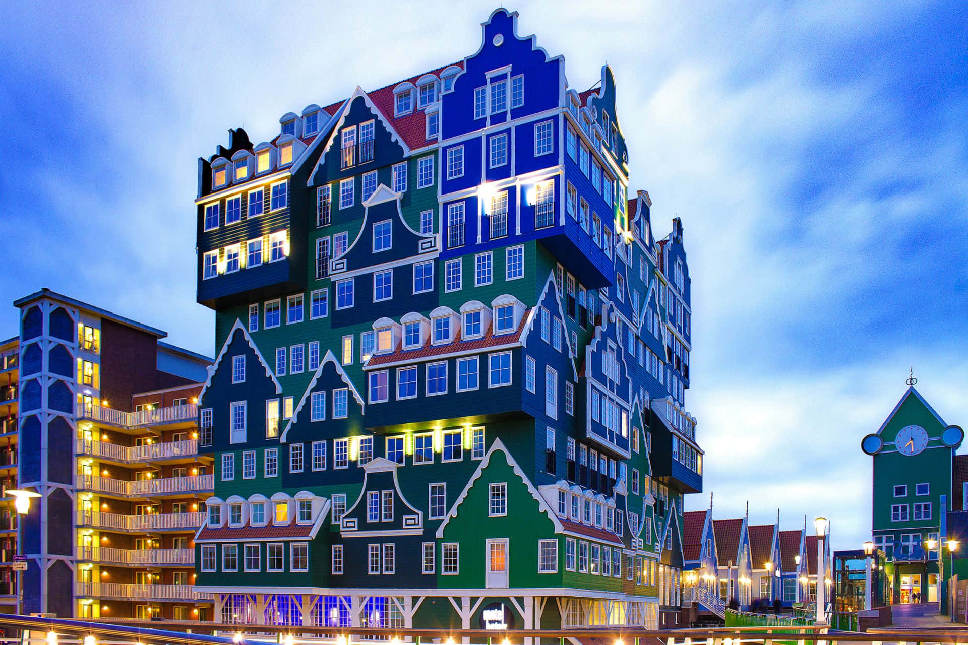 Inntel Hotel Zaandam, bluish, twilight sky, Full HD Desktop Wallpaper