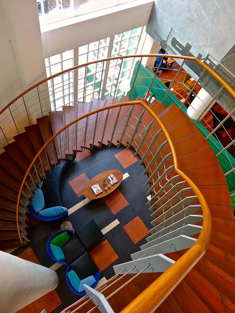 Inntel Hotel Zaandam, wooden staircase, spiral staircase, SD Phone Wallpaper