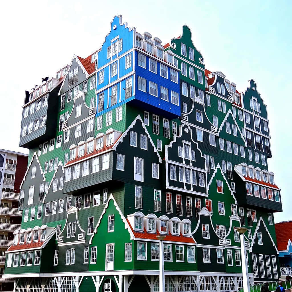 Inntel Hotel Zaandam, Dutch-style gabled houses, green, SD Desktop Wallpaper