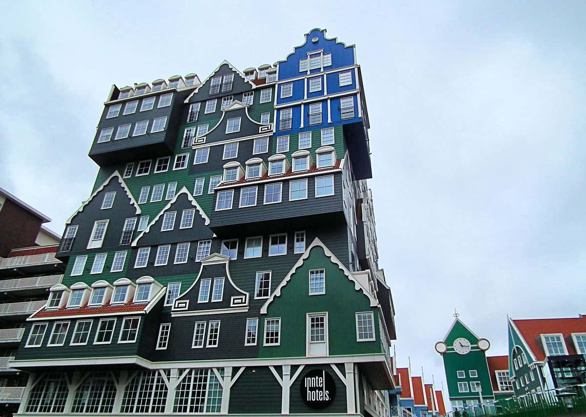 Inntel Hotel Zaandam, clock building, Dutch-style gabled houses, SD Desktop Wallpaper