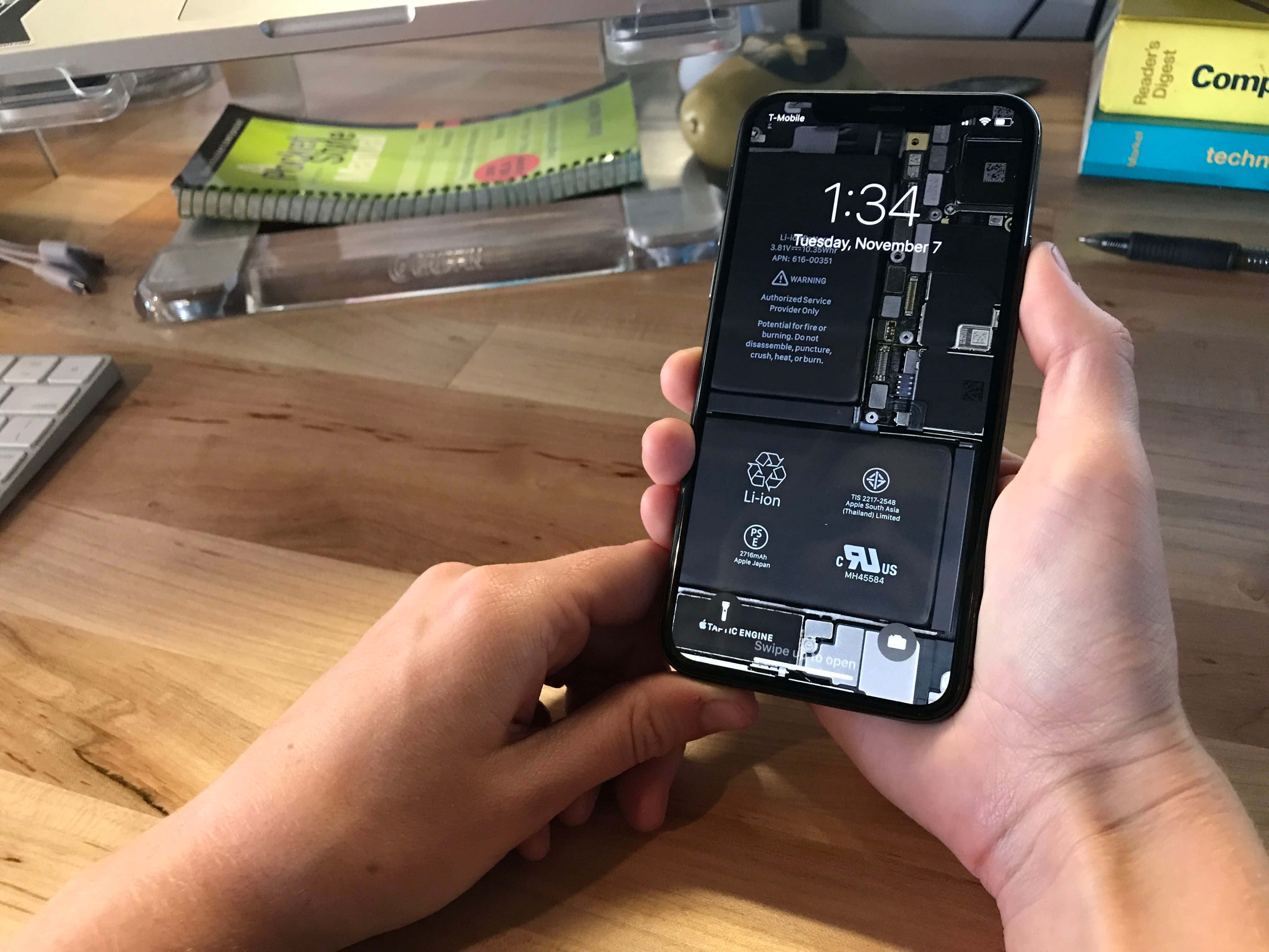 iPhone, internal components, battery, 4K Desktop Wallpaper