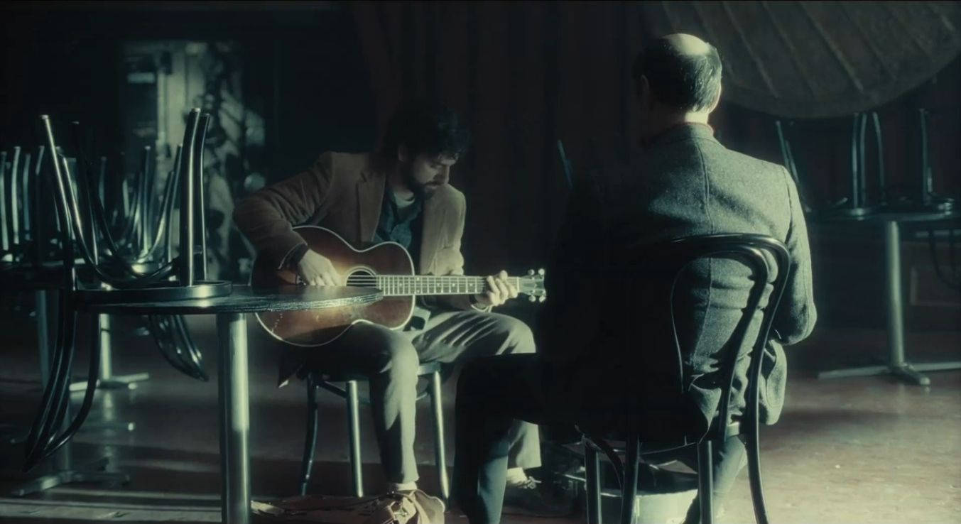 Inside Llewyn Davis, acoustic guitar, dimly lit, HD Desktop Wallpaper