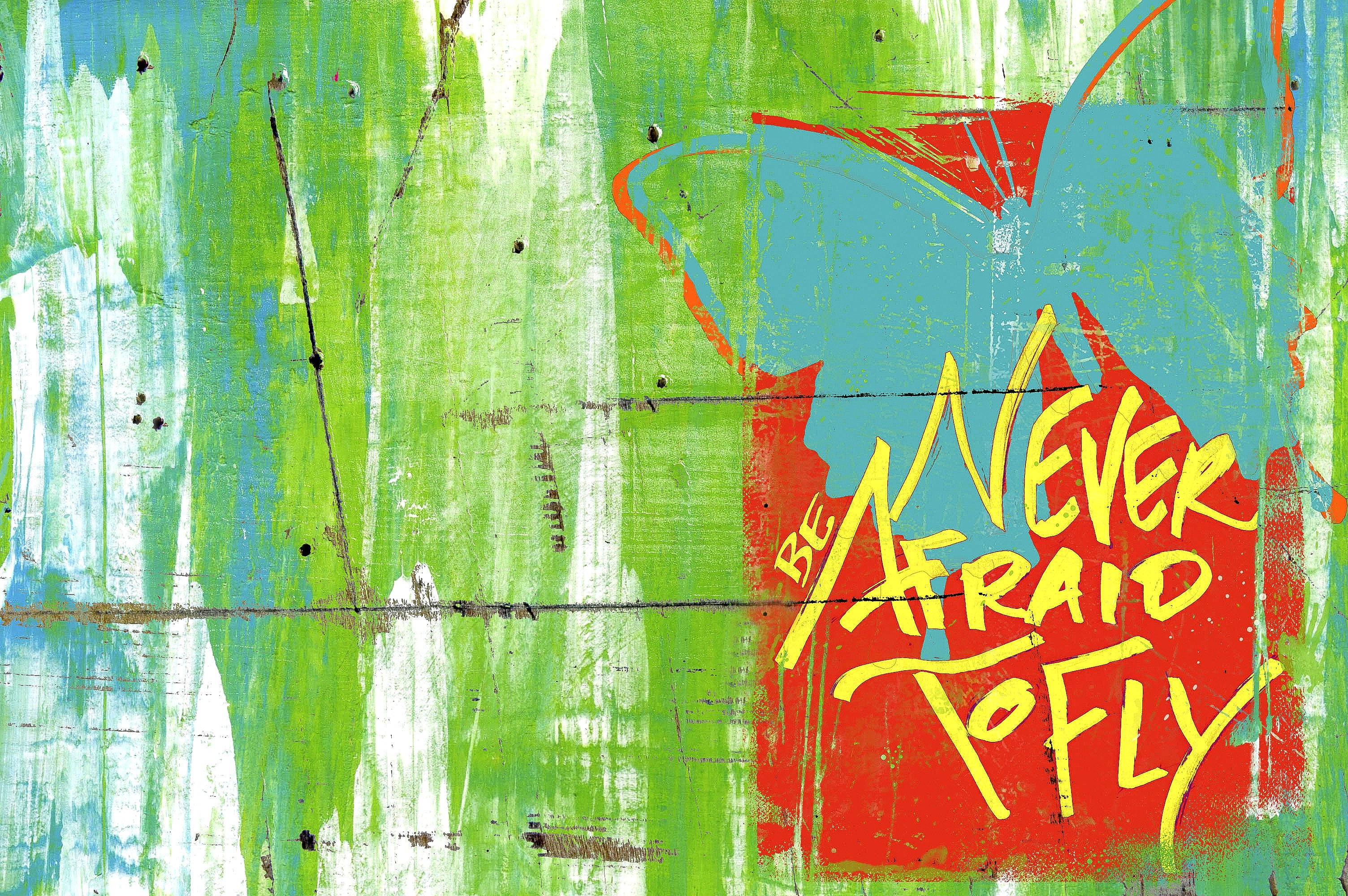 BE NEVER AFRAID TO FLY, yellow script, red and blue shapes, 2K Desktop Wallpaper