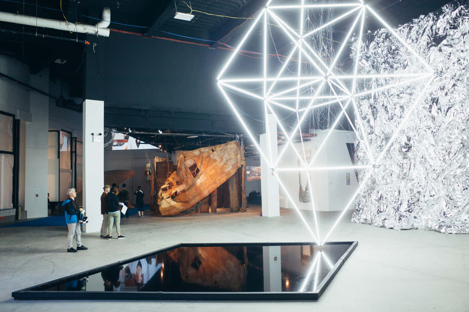 glowing white geometric light sculpture, modern art gallery, rusted shipwreck, HD Desktop Wallpaper