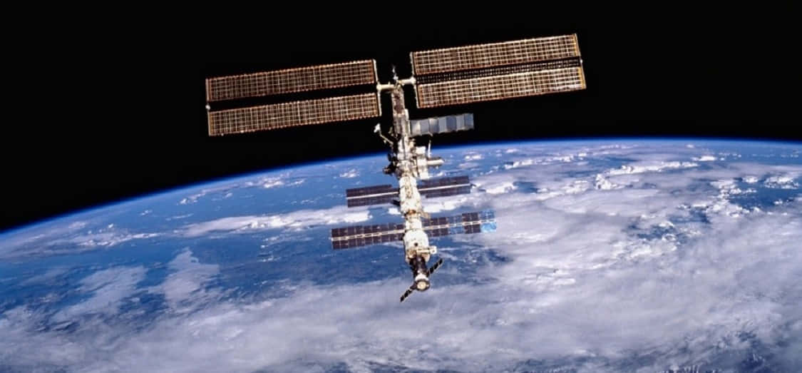 International Space Station, Earth, blue oceans, SD Desktop Wallpaper