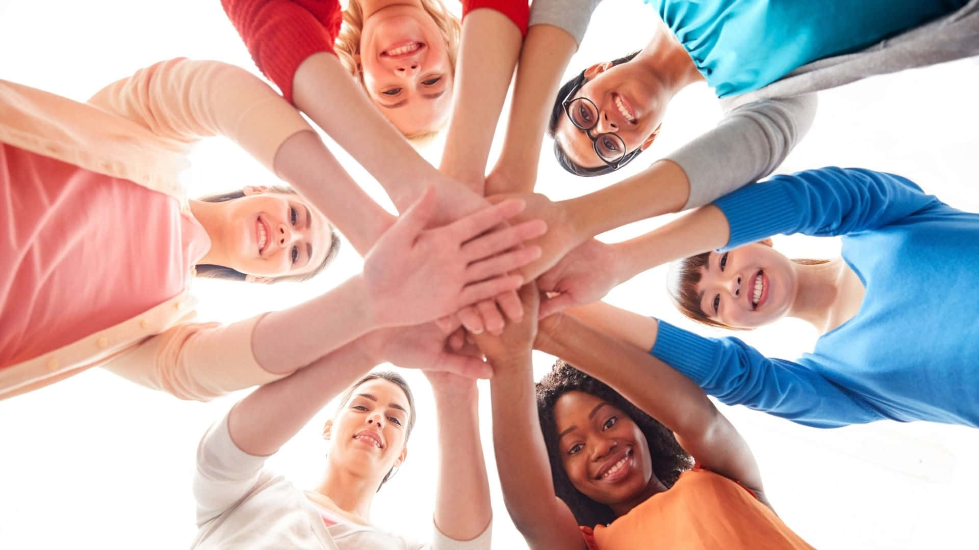 International Women's Day, smiling people, circle, Full HD Desktop Wallpaper