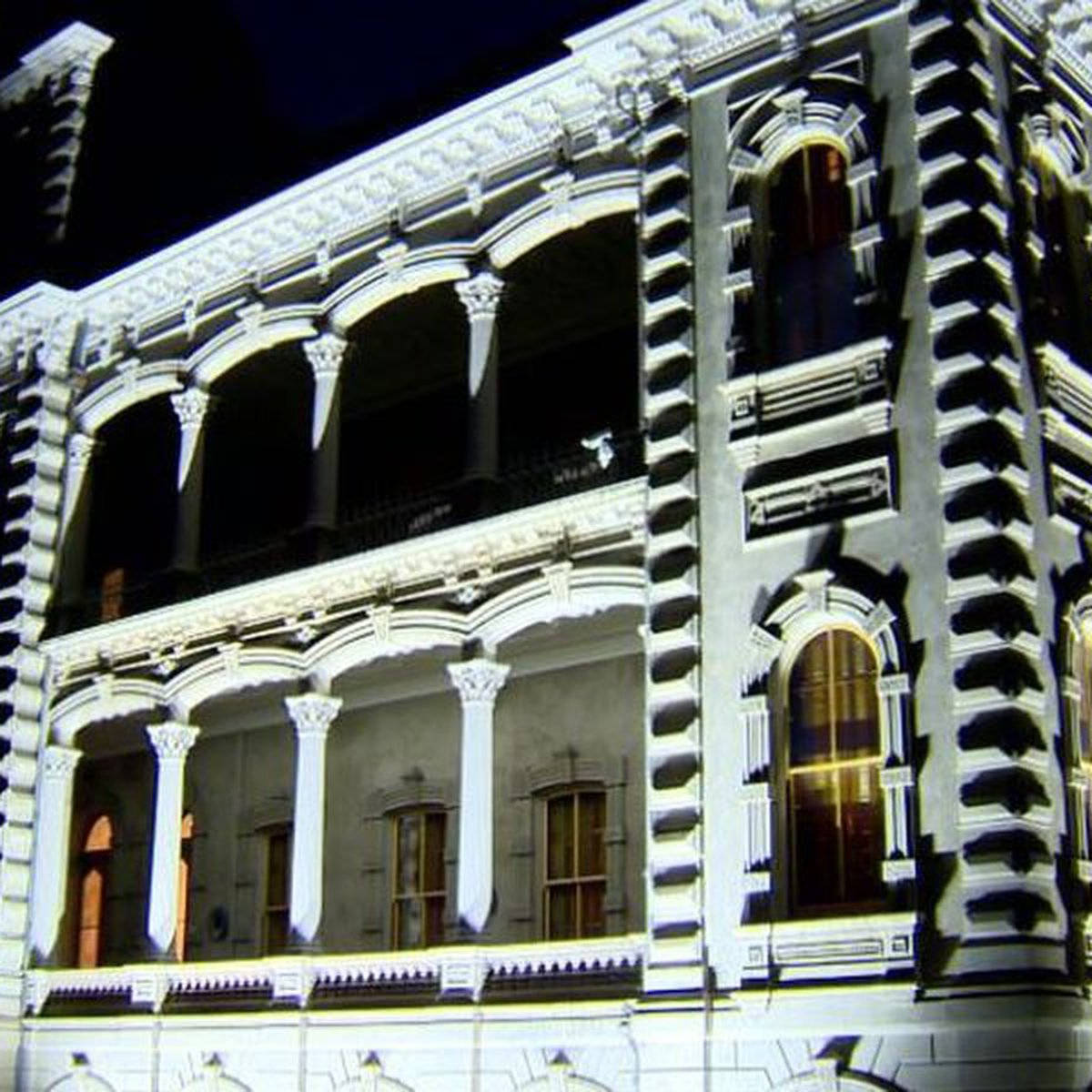 Iolani Palace, night, arched windows, SD Desktop Wallpaper