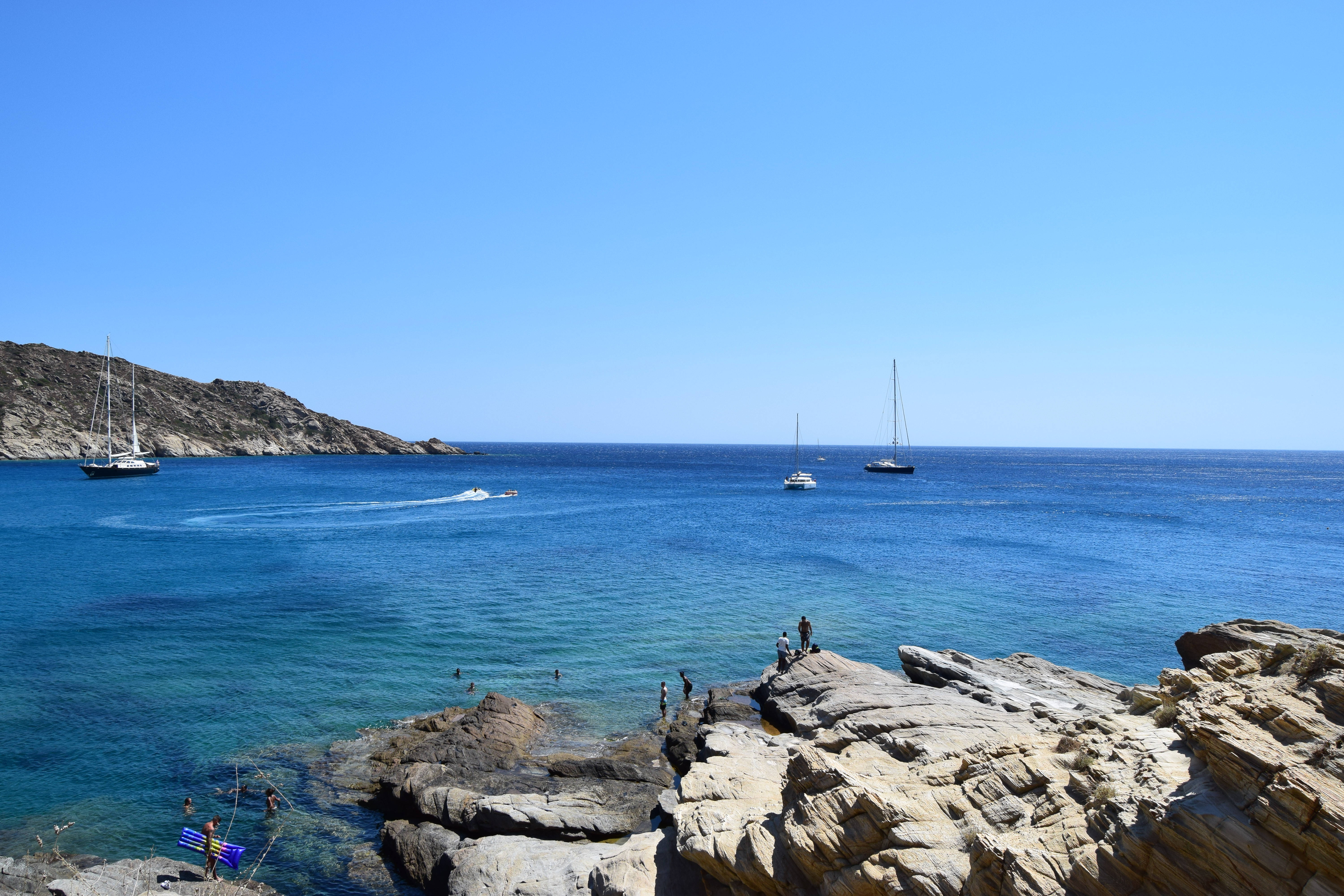 yachts, rocky coastline, turquoise waters, 5K Desktop Wallpaper