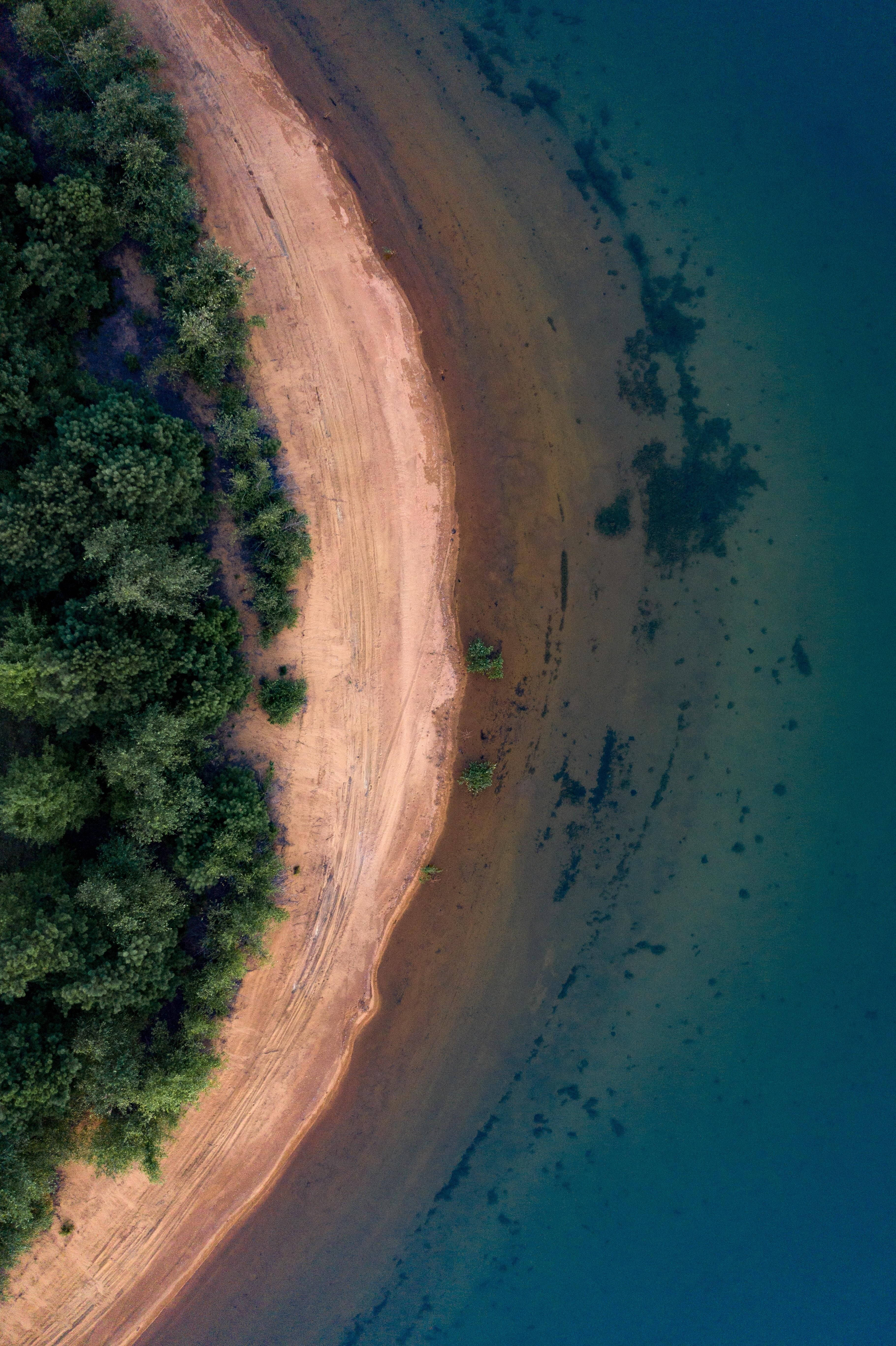 iOS 13, aerial view, curved sandy beach, 5K Phone Wallpaper