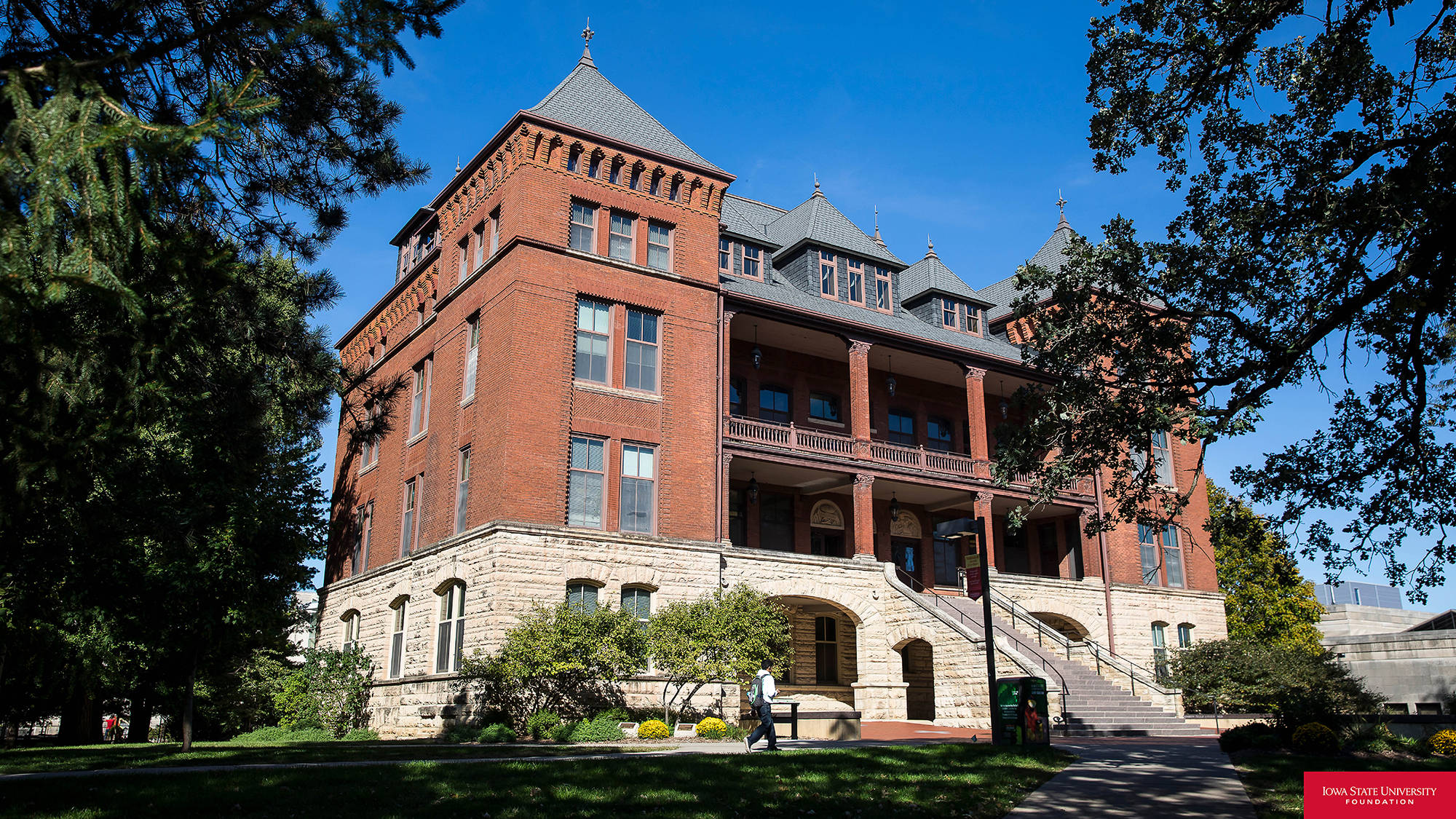 Iowa State University, Liberal Arts, red brick, Full HD Desktop Wallpaper