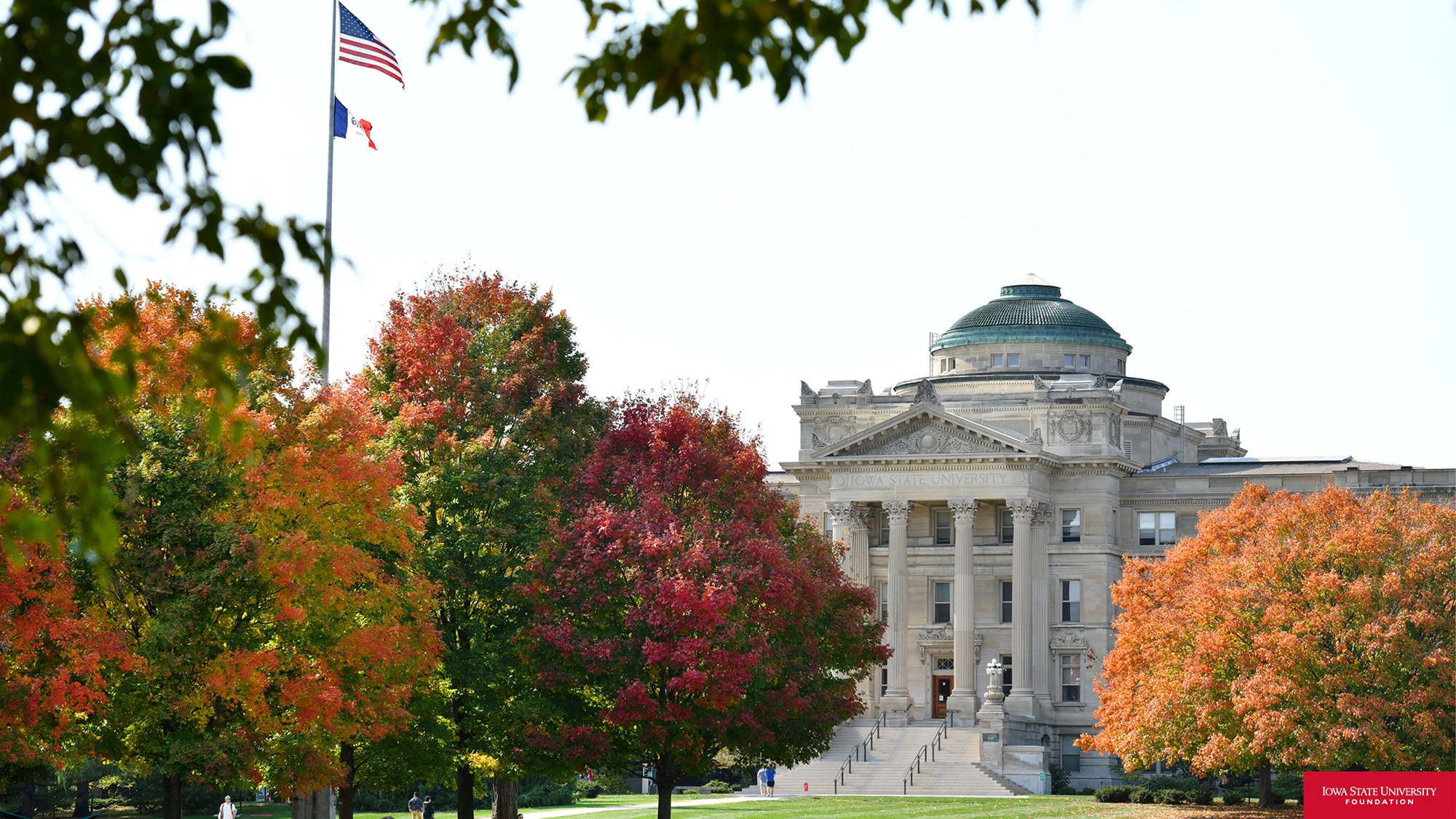 Iowa State University, neoclassical university building, vibrant autumn trees, Full HD Desktop Wallpaper