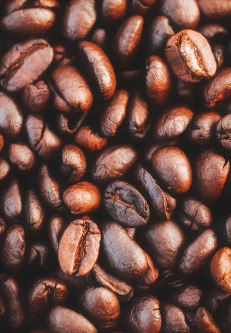 iPad 2021, coffee beans, rich brown tones, SD Phone Wallpaper