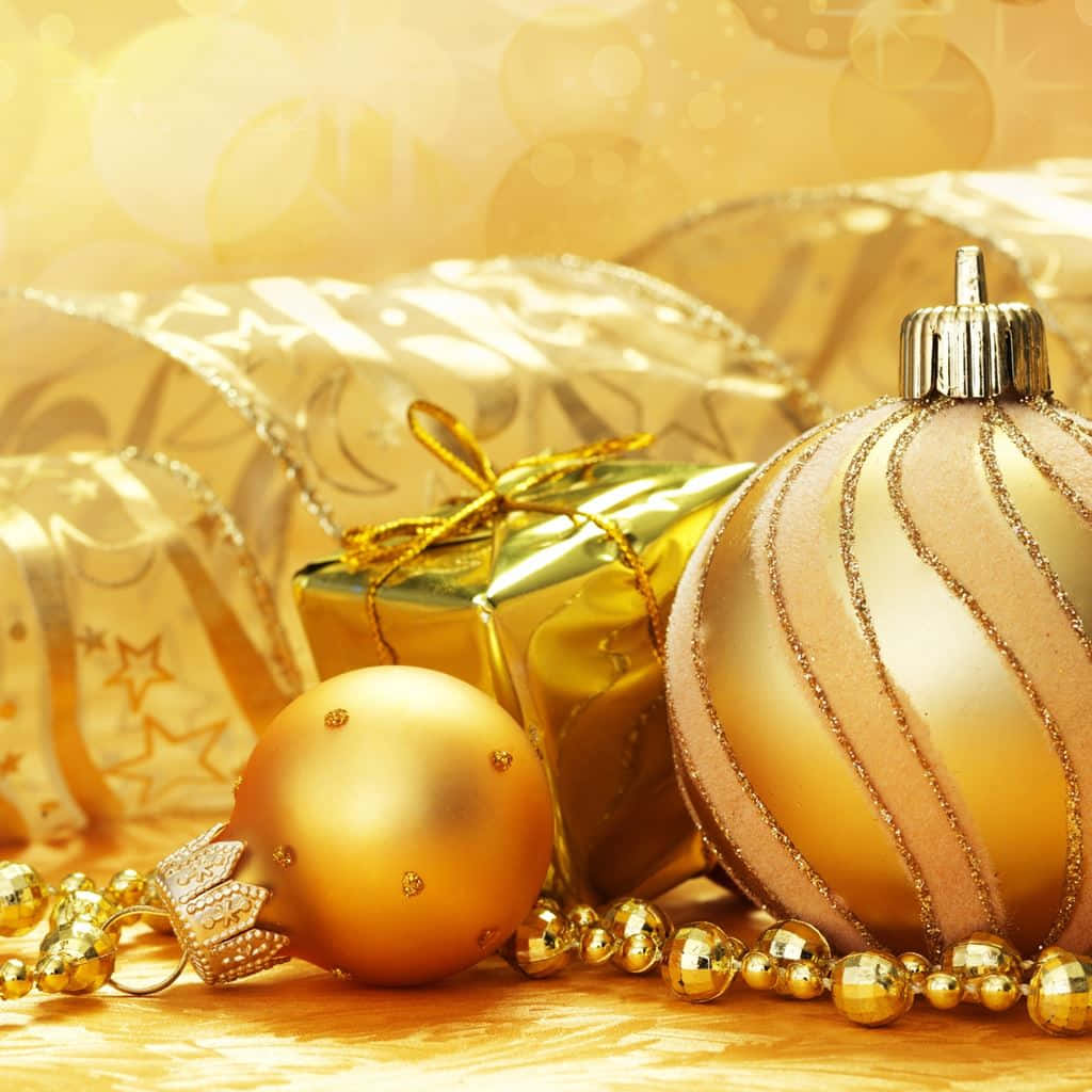 iPad Christmas, Golden Christmas ornaments, gift box, SD Desktop Wallpaper