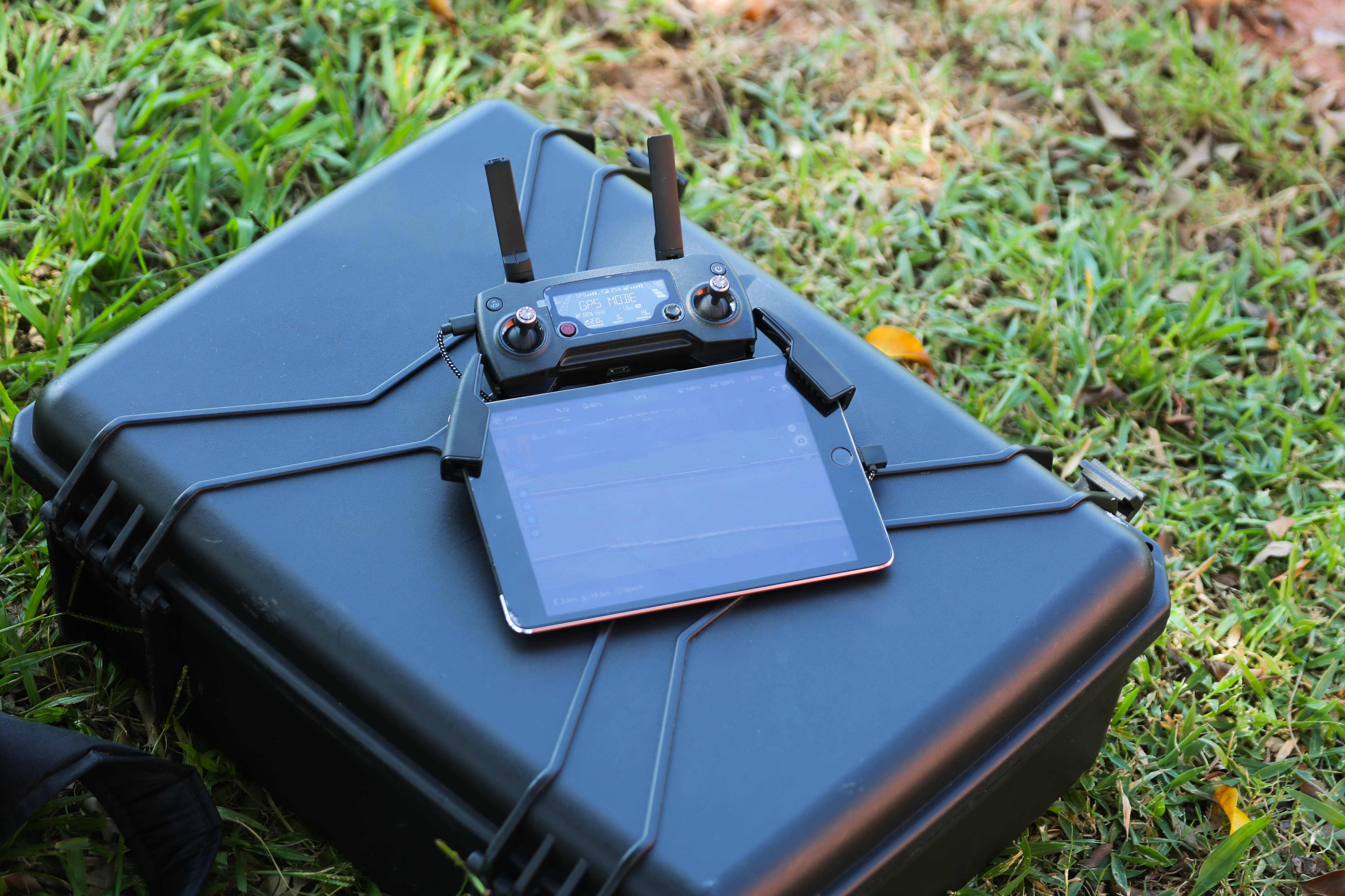 drone controller, tablet rest, rugged case, 5K Desktop Wallpaper