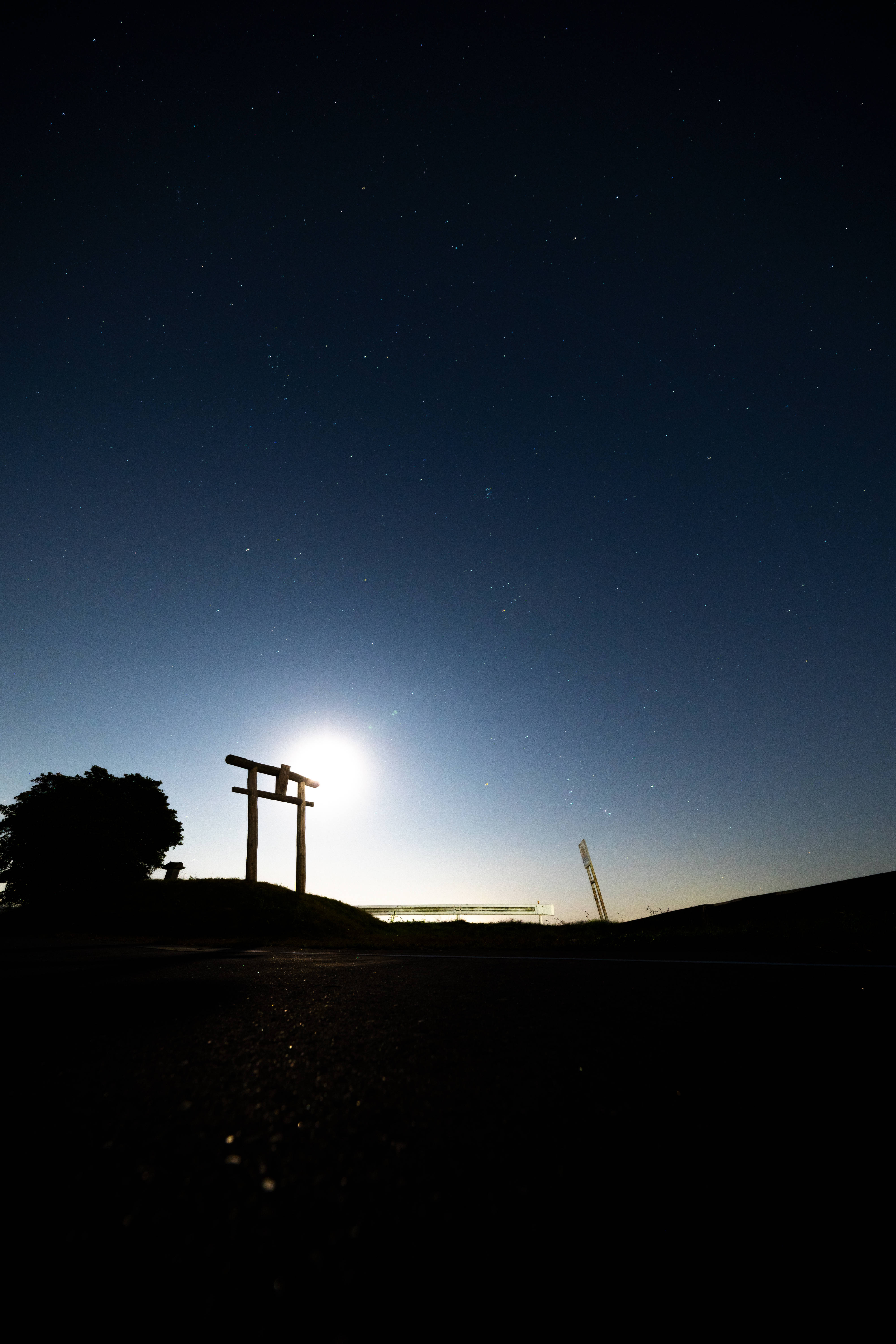 shrine, torii gate, starry night sky, 5K Phone Wallpaper