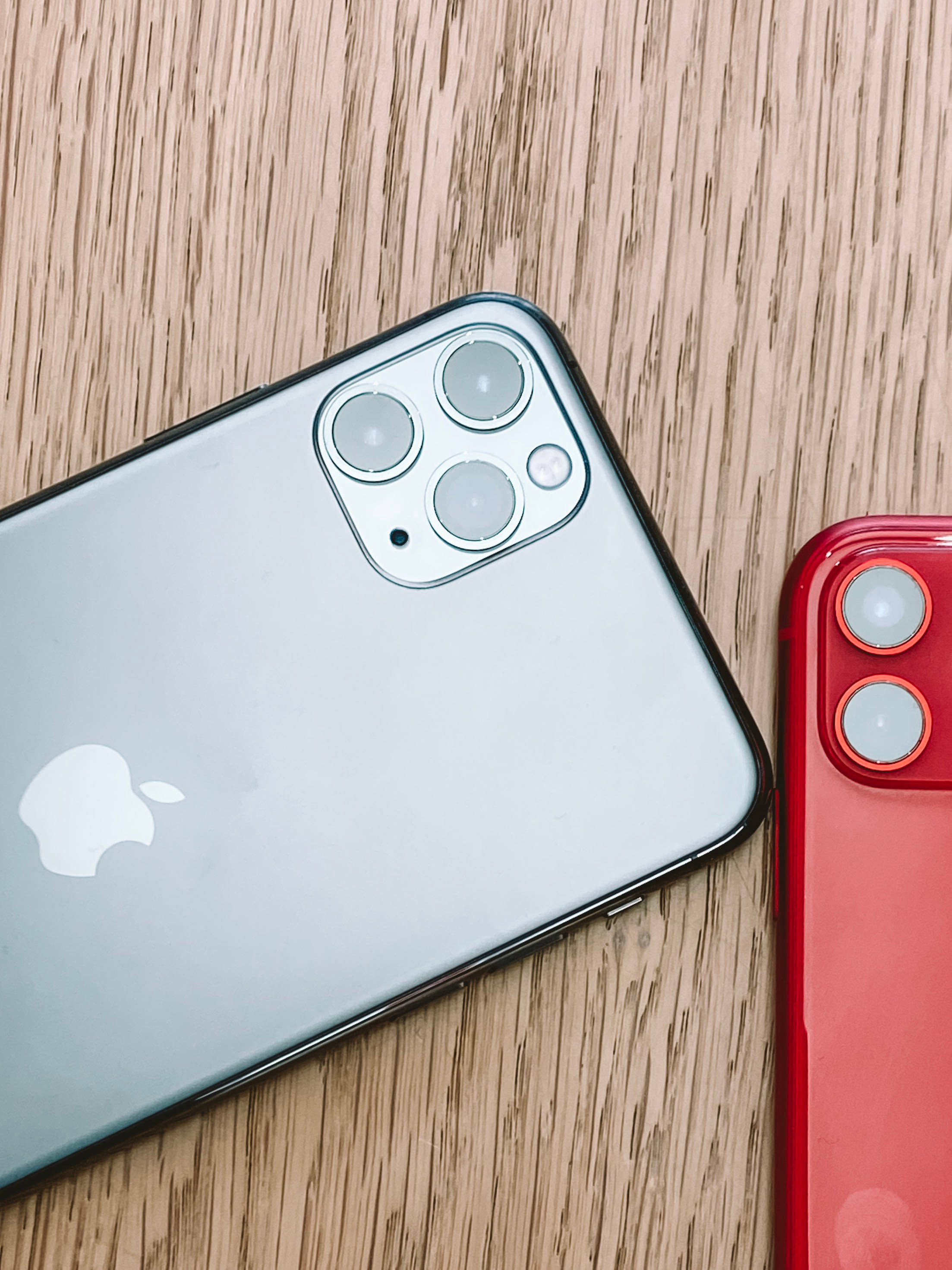 iPhone 11, silver, red, 2K Phone Wallpaper