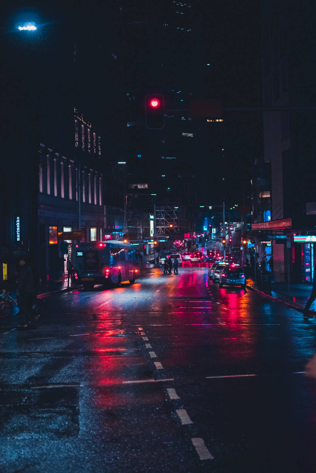 iPhone 4s, city street, night, HD Phone Wallpaper