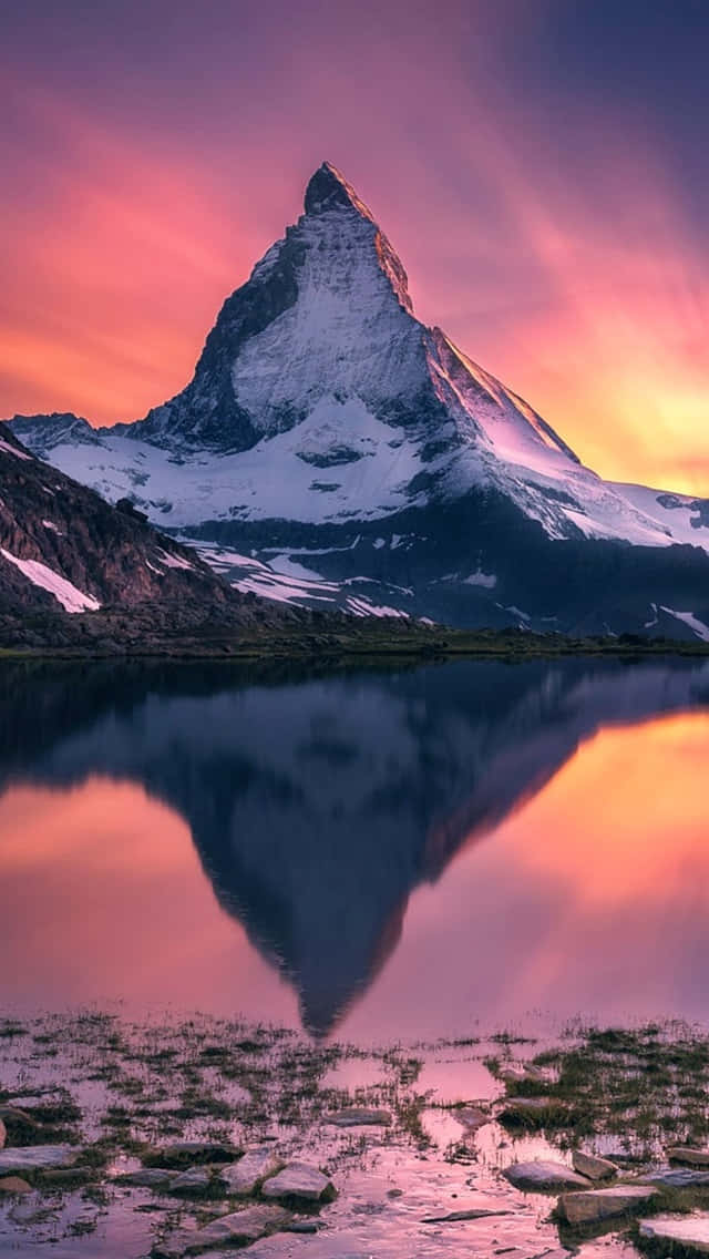 iPhone 5s, 640 x 1136, snow-capped mountain peak, SD Phone Wallpaper