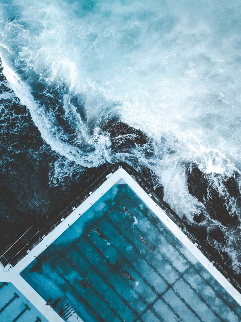 iPhone 7 Plus, swimming pool, ocean waves, HD Phone Wallpaper