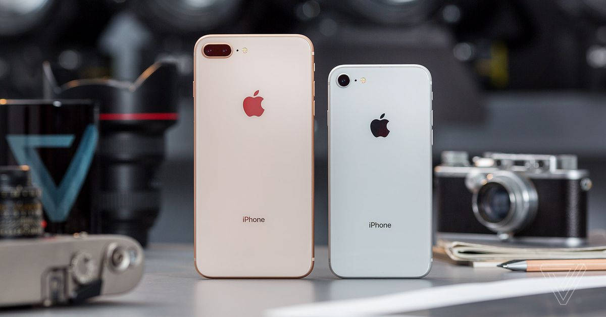 iPhone 8, gold, silver, SD Desktop Wallpaper